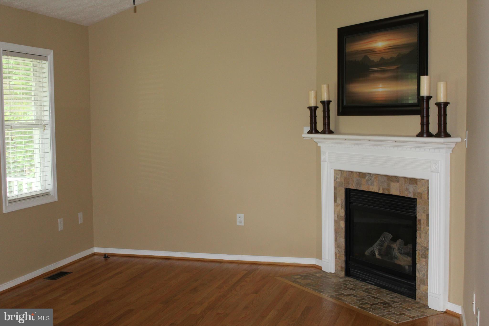 LAKE CAROLINE - Residential