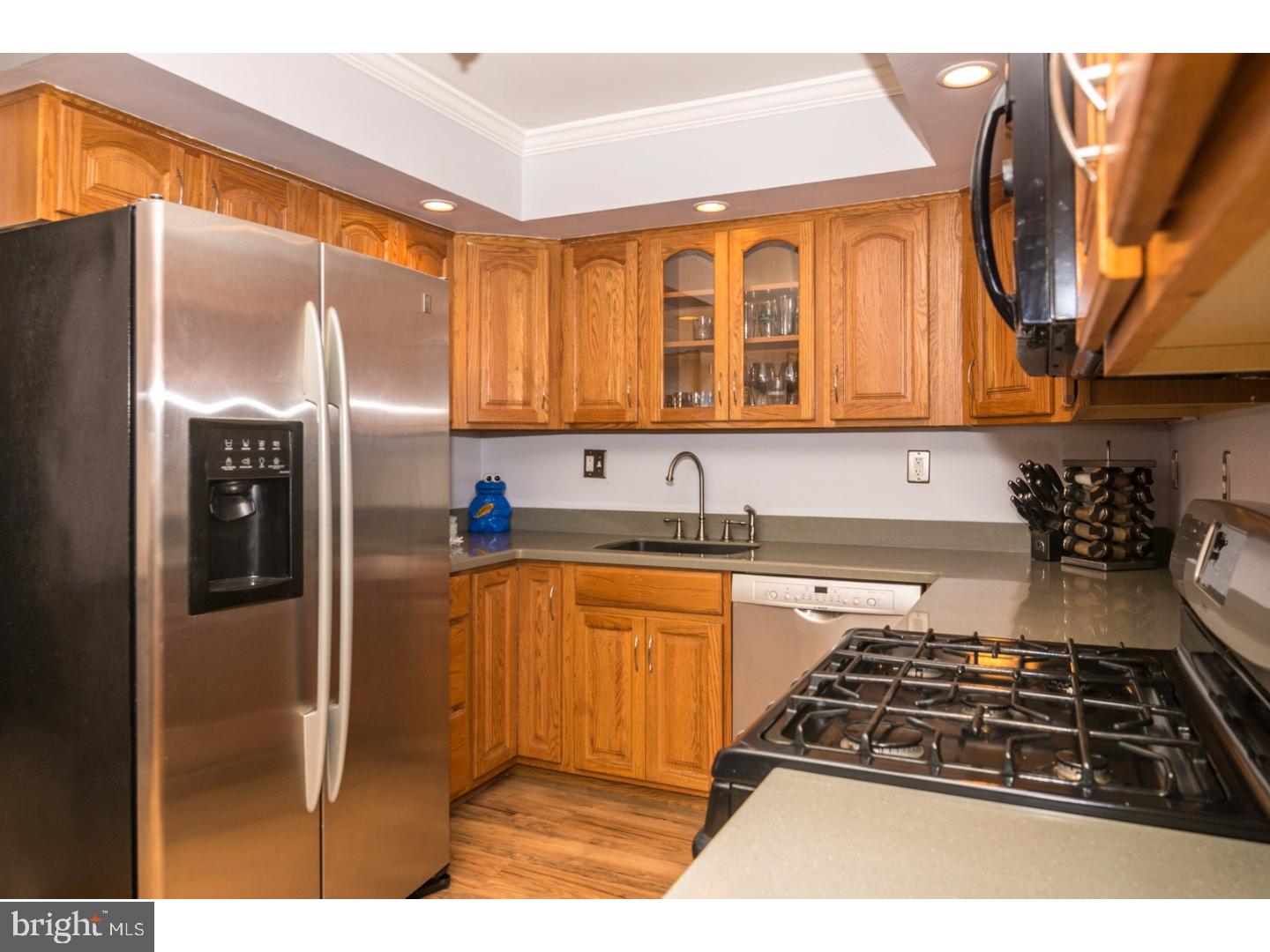 ROXBOROUGH - Residential