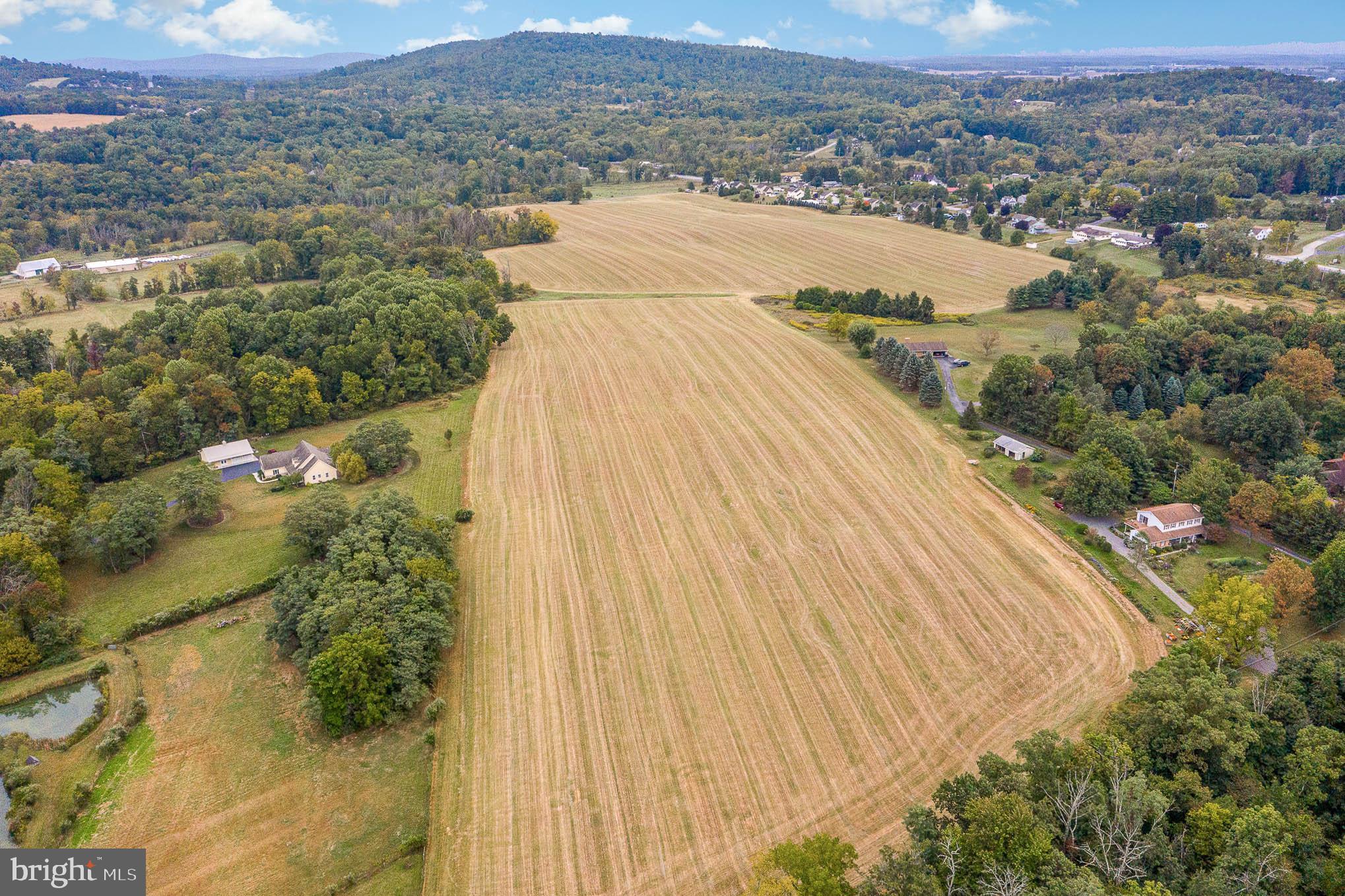 FIELDSTONE CREST - Land