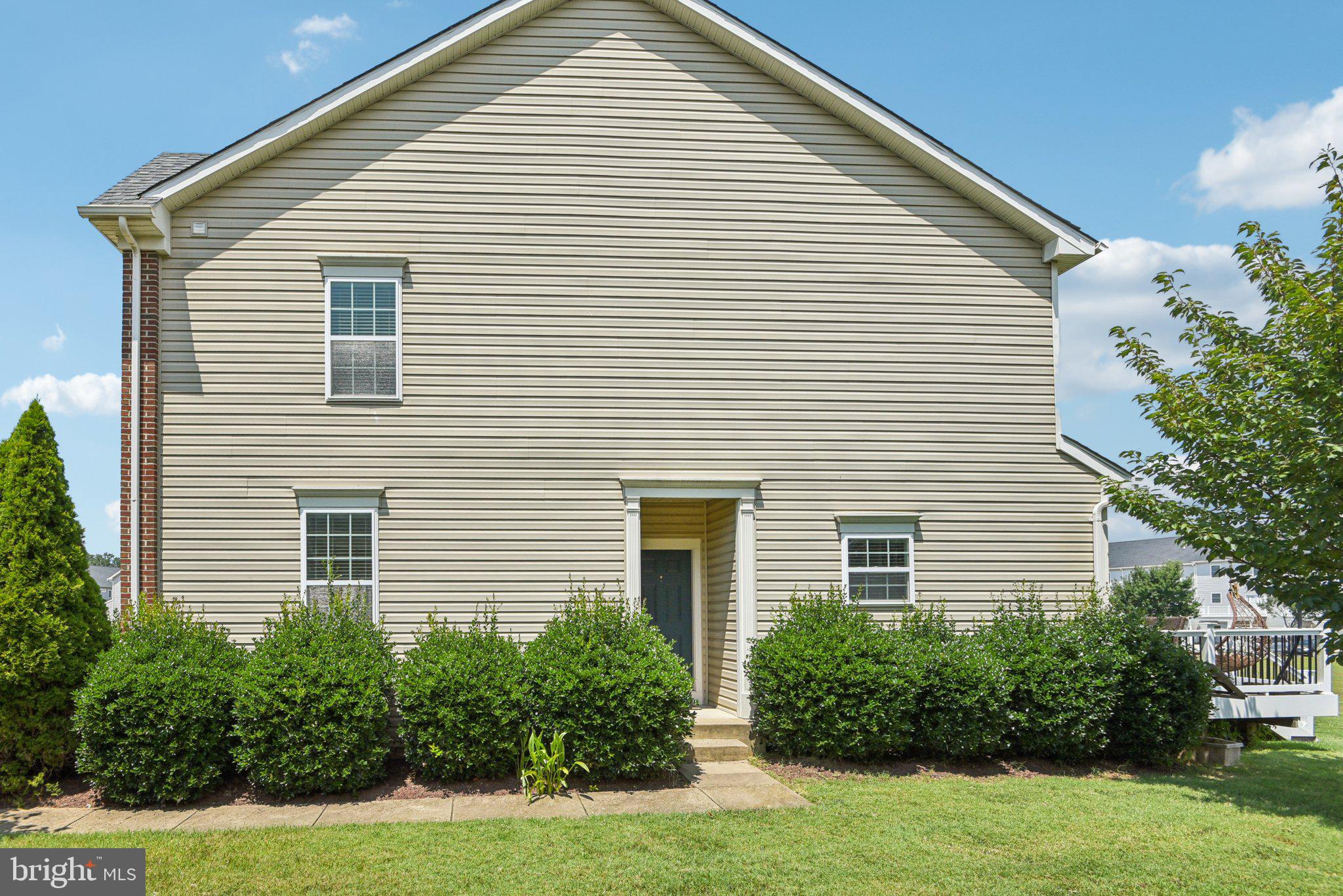 1032 LLANO DRIVE