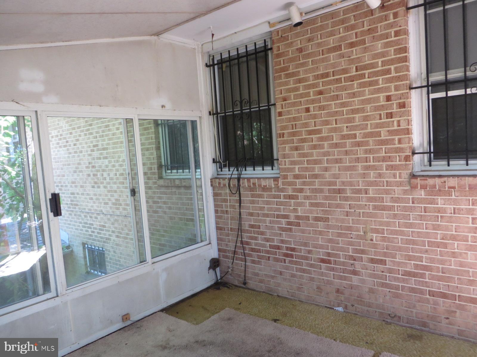 MAPLEWOOD - Residential