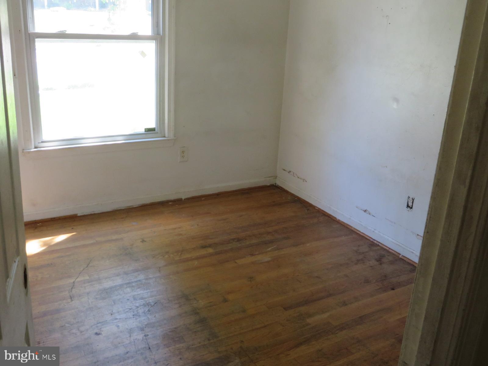 MAPLEWOOD - Residential