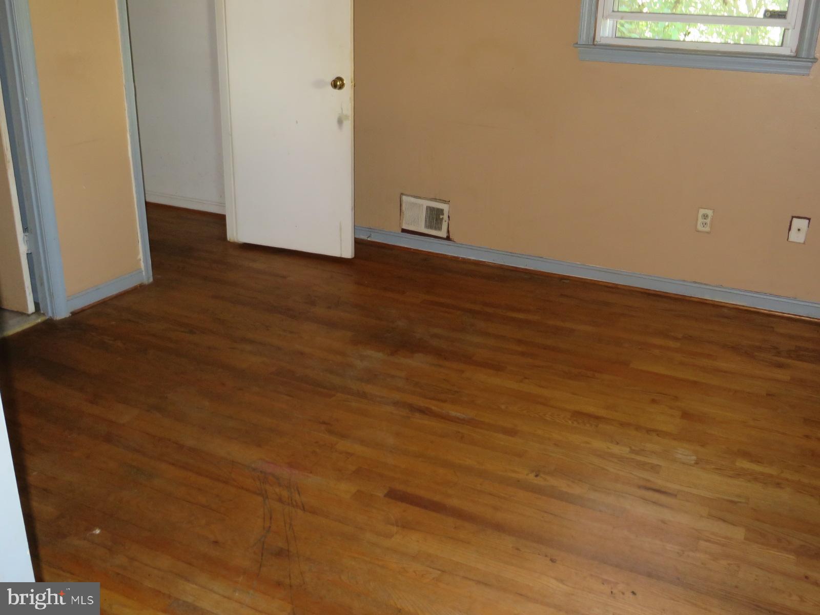 MAPLEWOOD - Residential