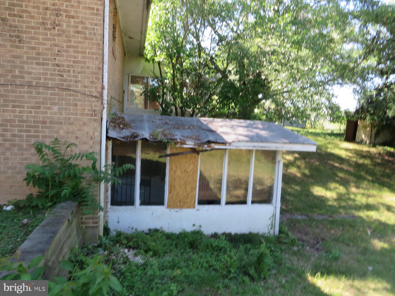 MAPLEWOOD - Residential