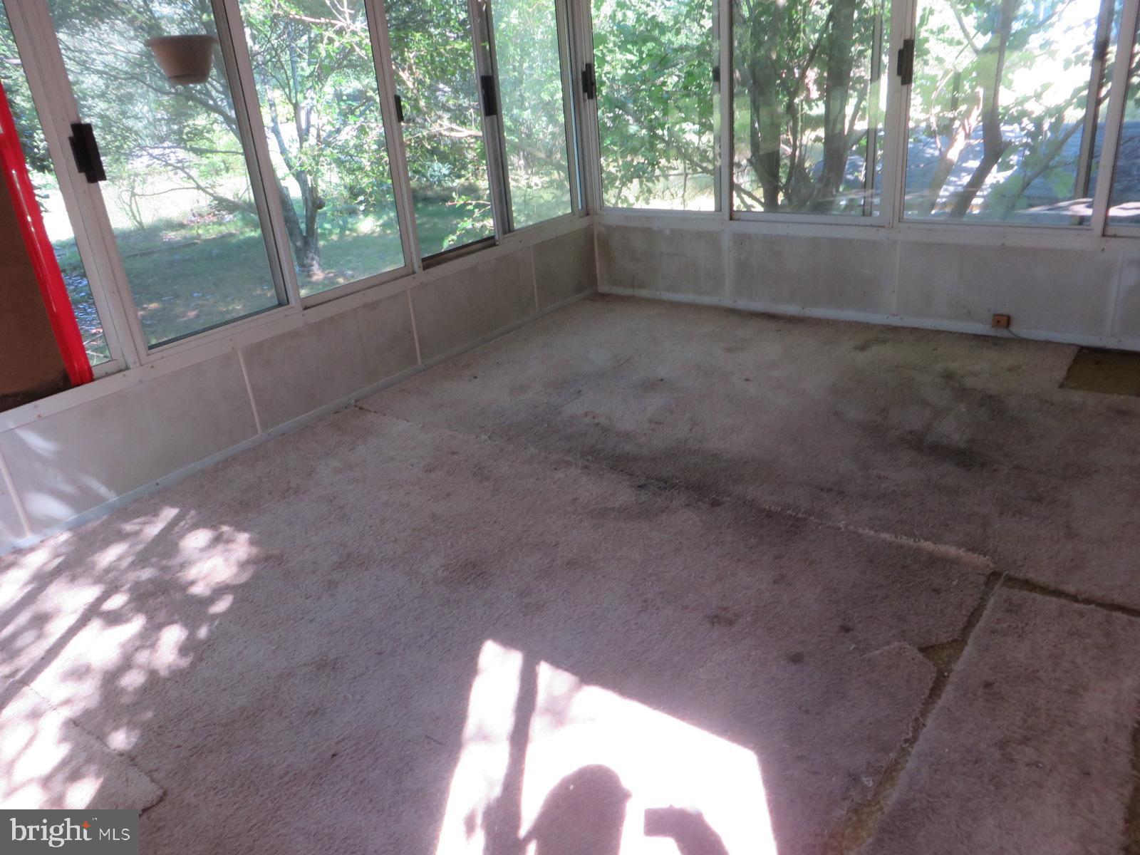 MAPLEWOOD - Residential