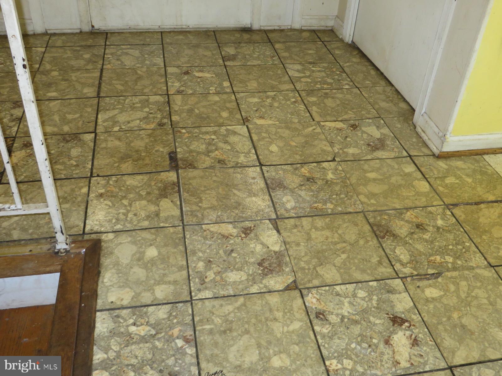 MAPLEWOOD - Residential