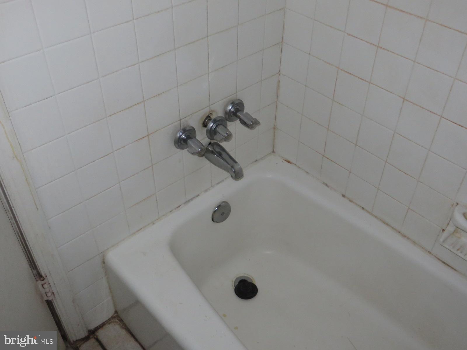 MAPLEWOOD - Residential