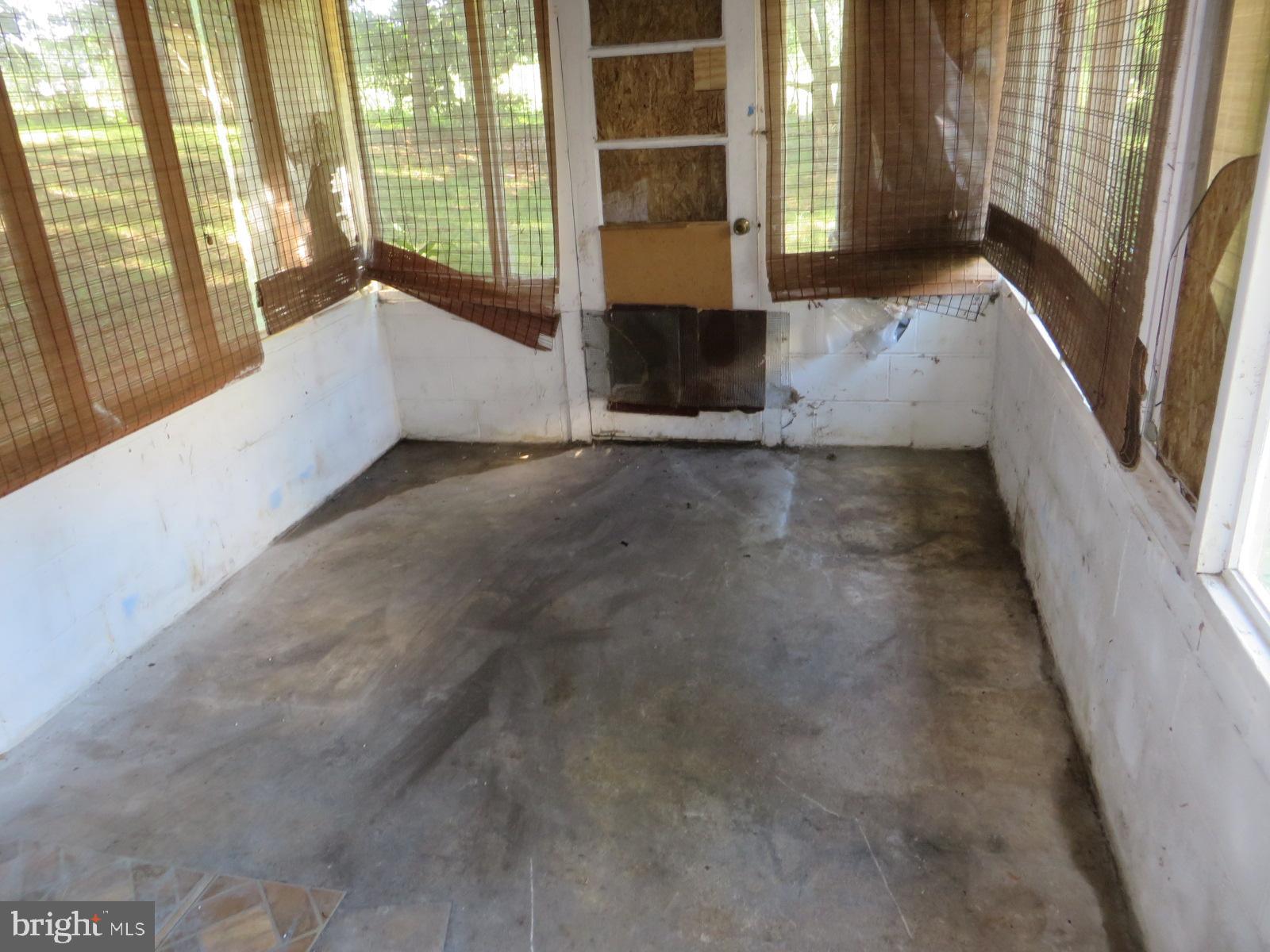 MAPLEWOOD - Residential