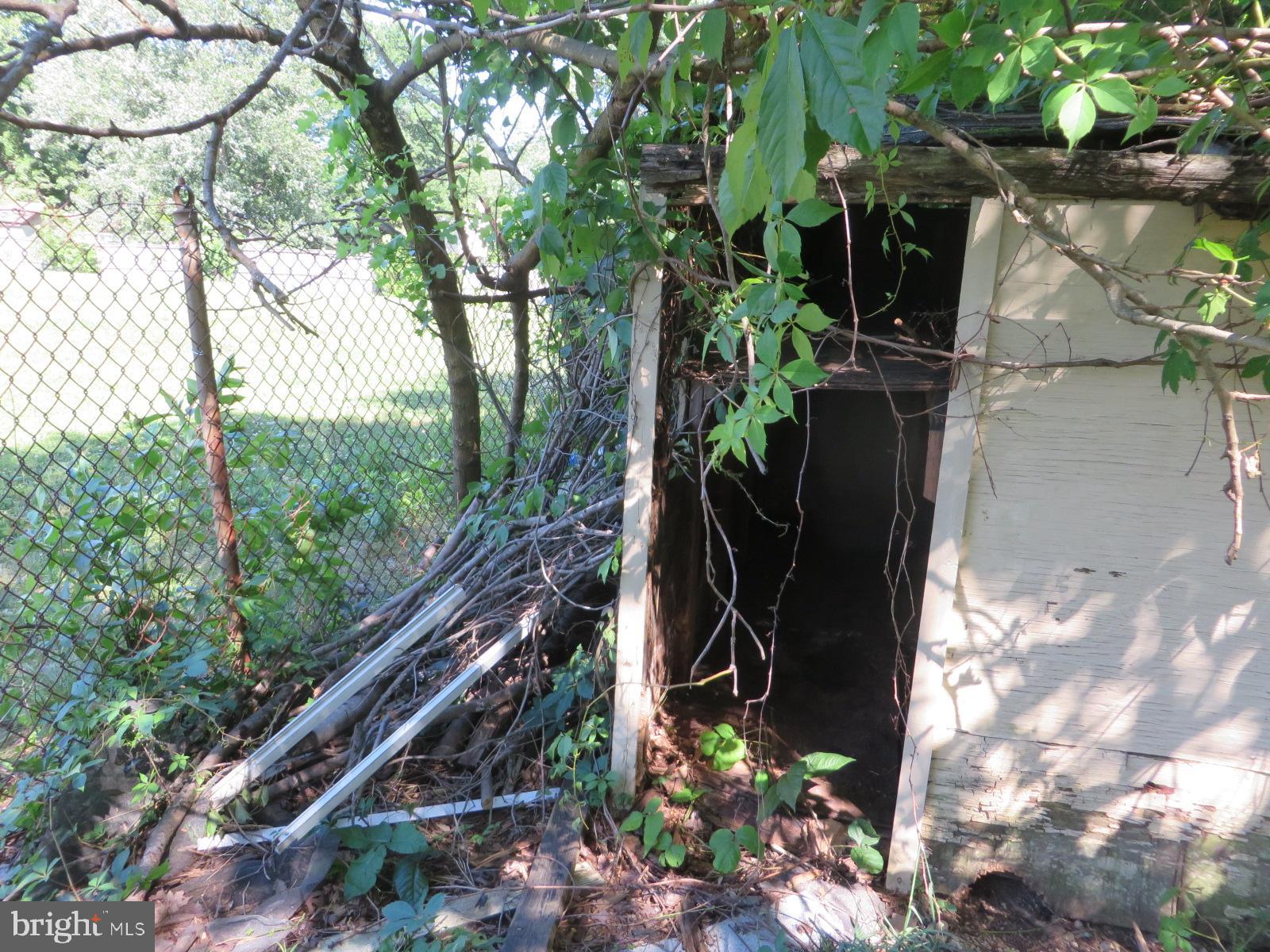 MAPLEWOOD - Residential