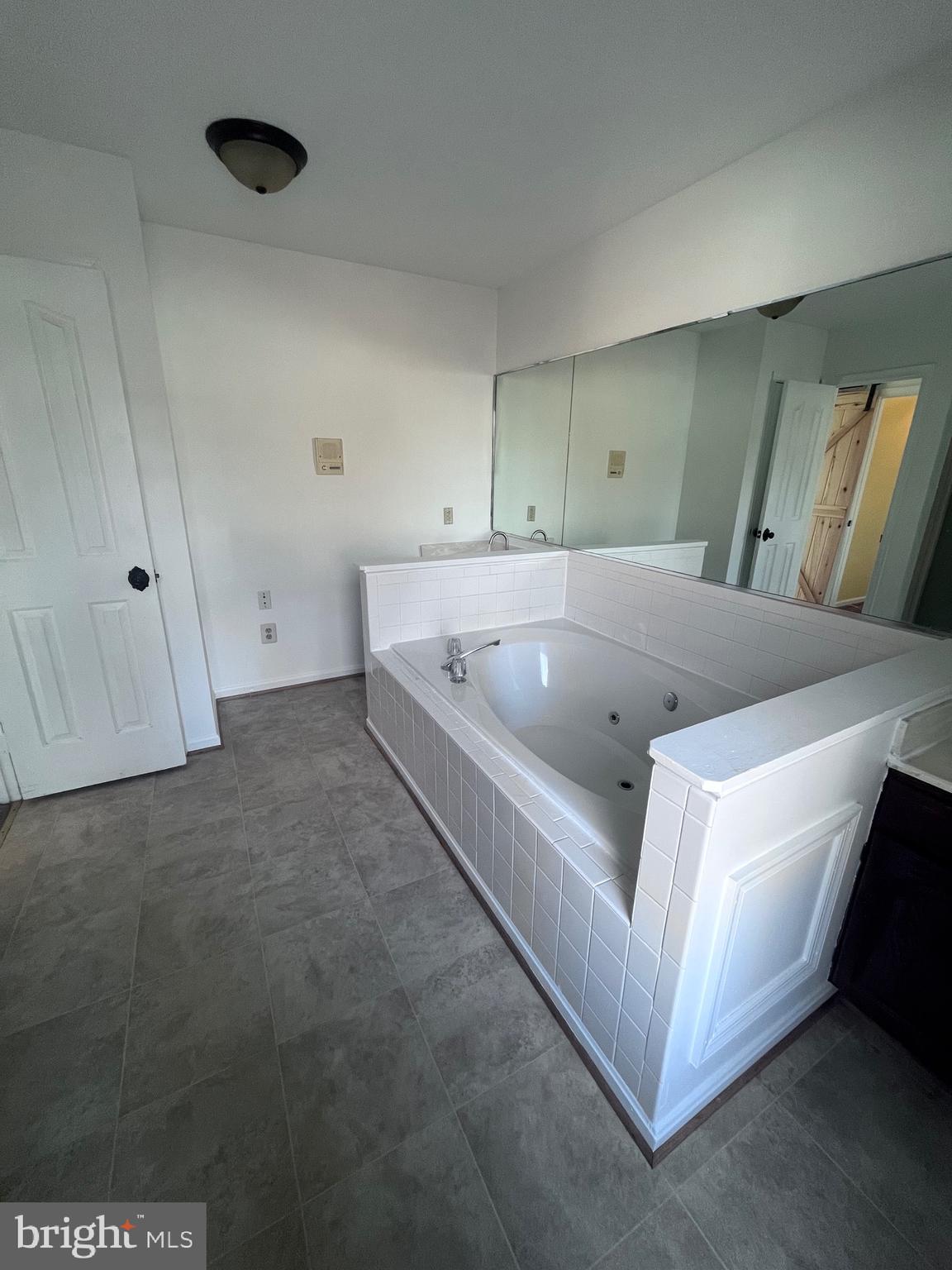 AQUIA HARBOUR - Residential