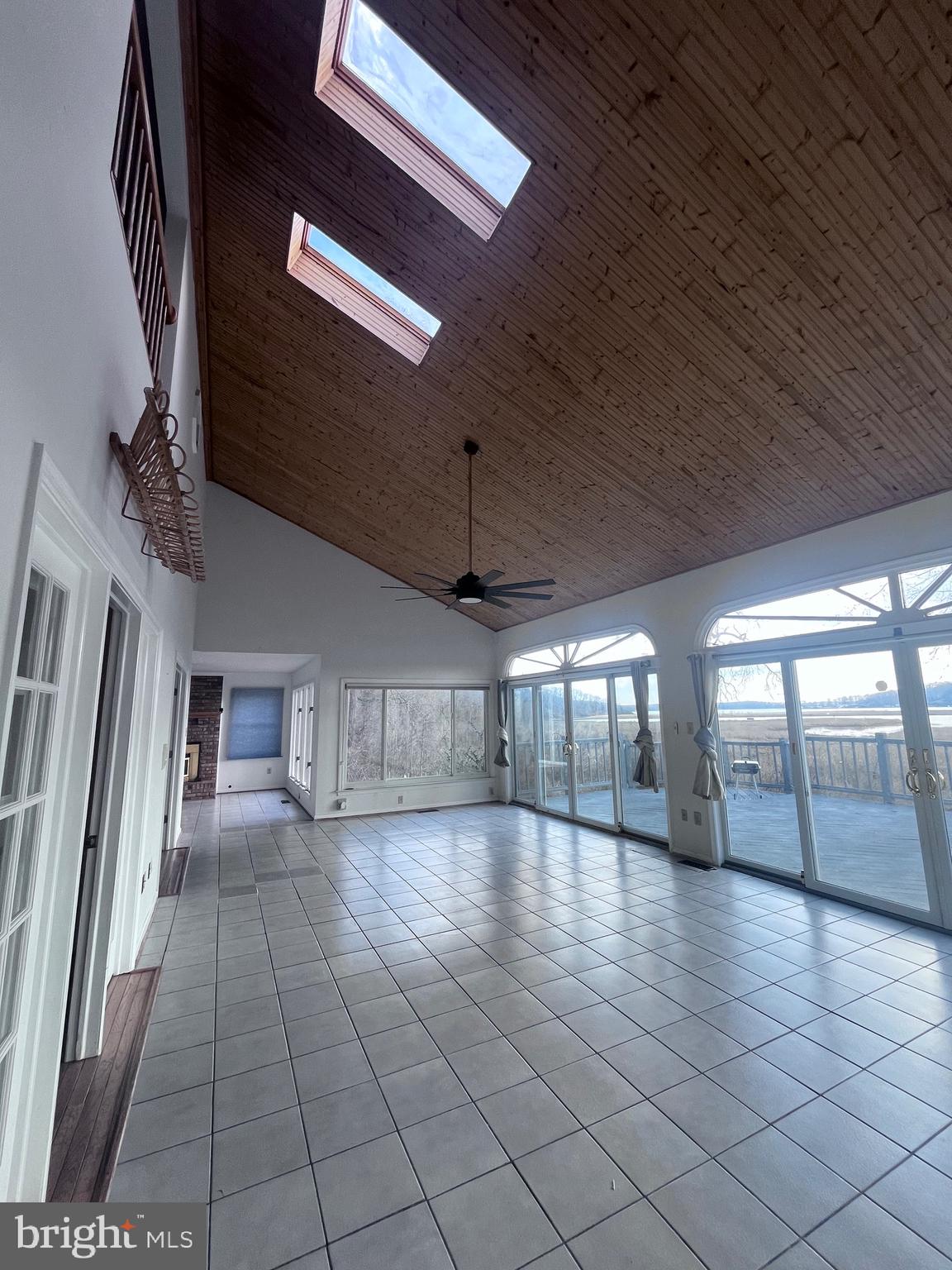 AQUIA HARBOUR - Residential