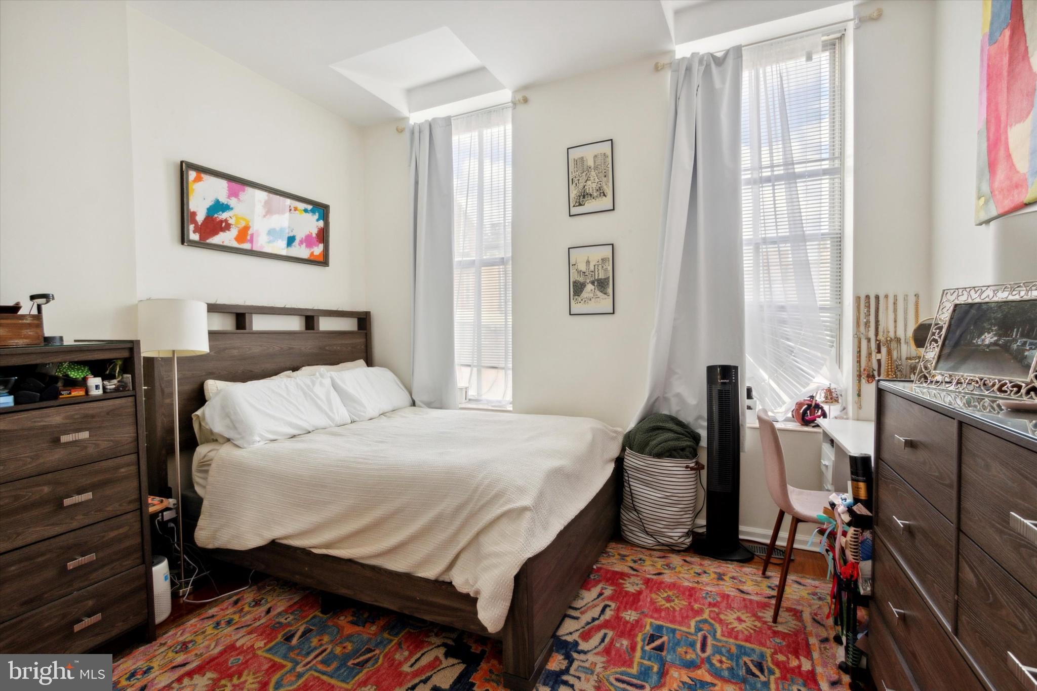 CENTER CITY - Residential Income