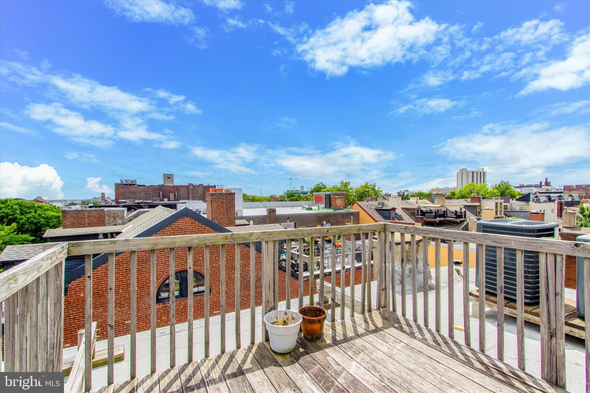 CENTER CITY - Residential Income