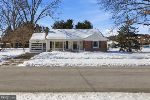 186 N LAUREL STREET MANHEIM PA 17545