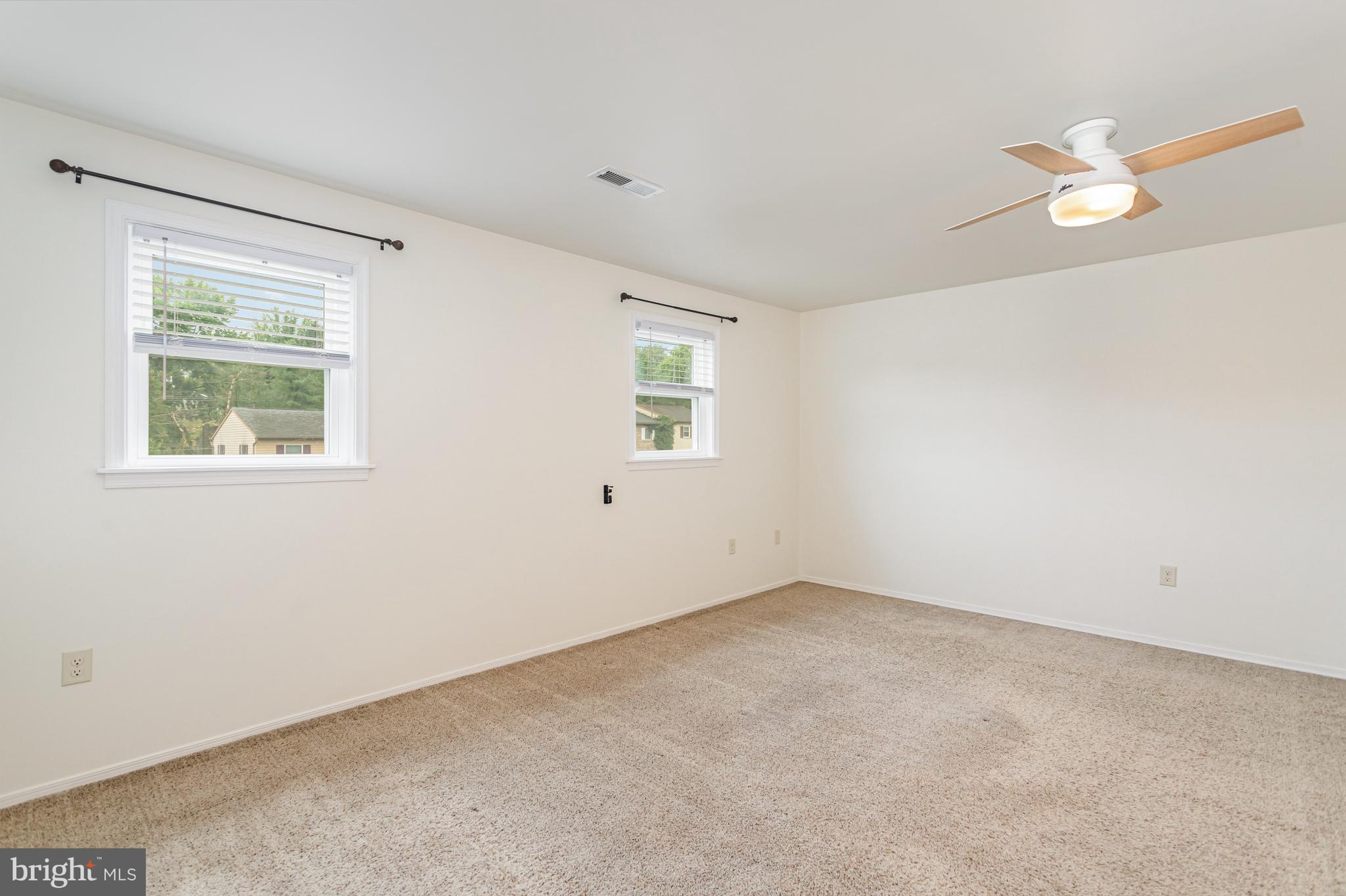 VALLEY GREEN VILLAGE - Residential