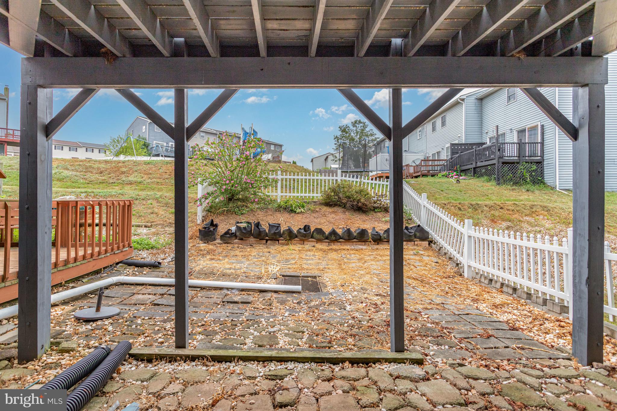 VALLEY GREEN VILLAGE - Residential