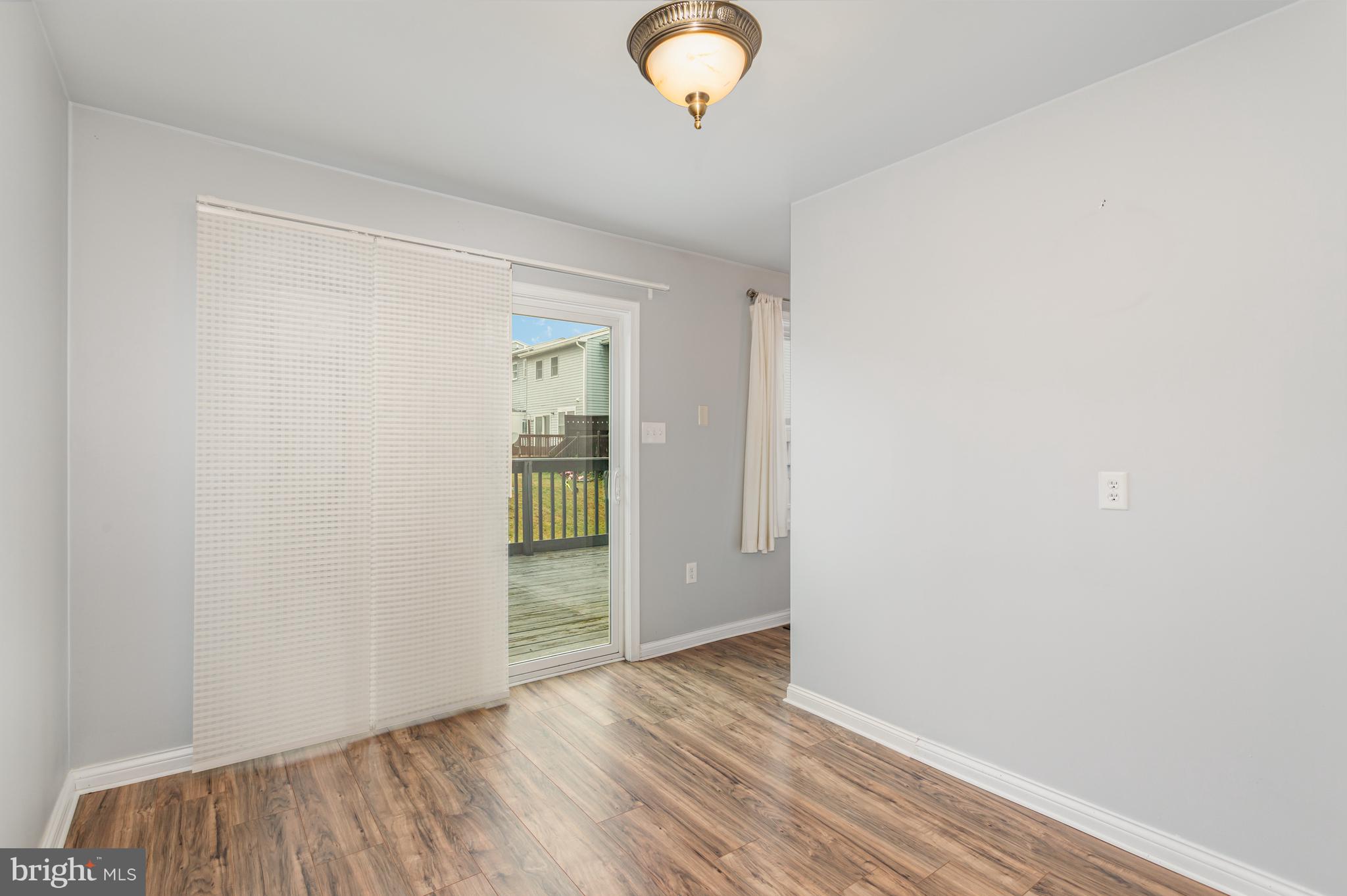 VALLEY GREEN VILLAGE - Residential