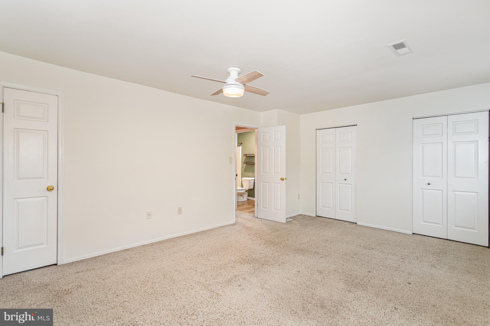 VALLEY GREEN VILLAGE - Residential