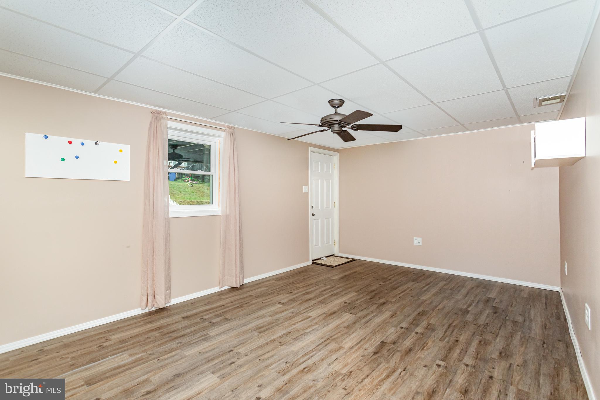 VALLEY GREEN VILLAGE - Residential