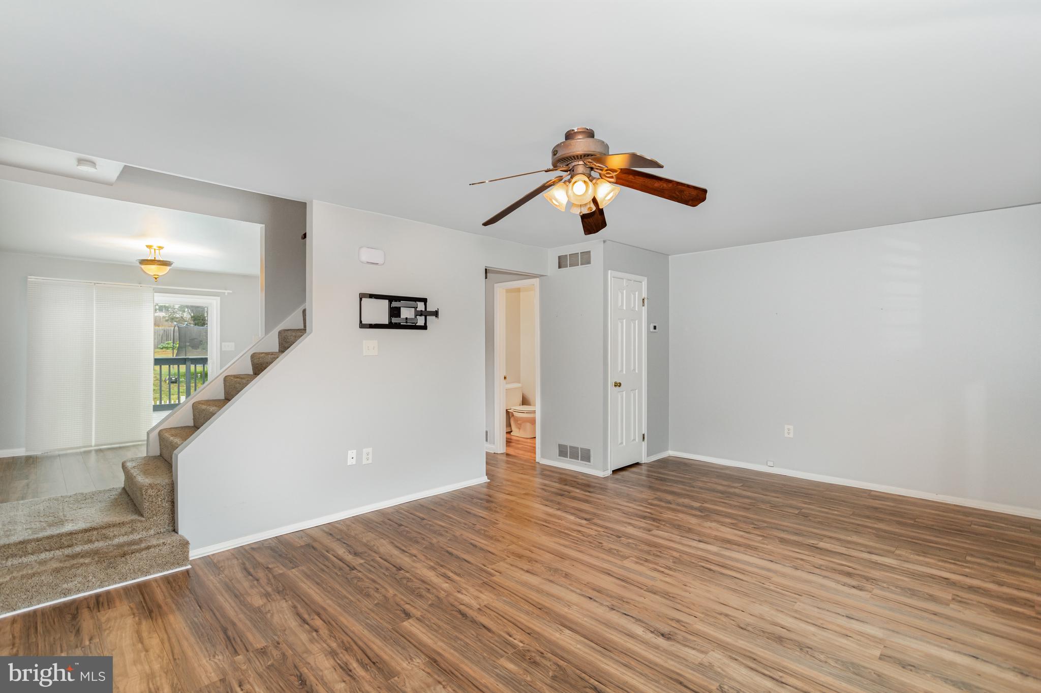 VALLEY GREEN VILLAGE - Residential