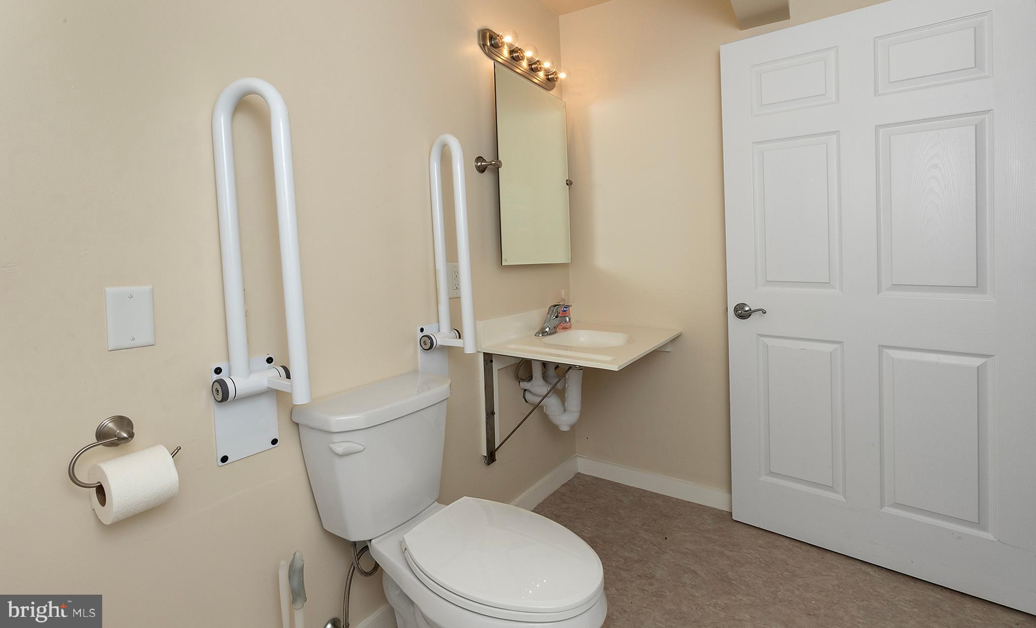 CHAMBERS KNOLL - Residential