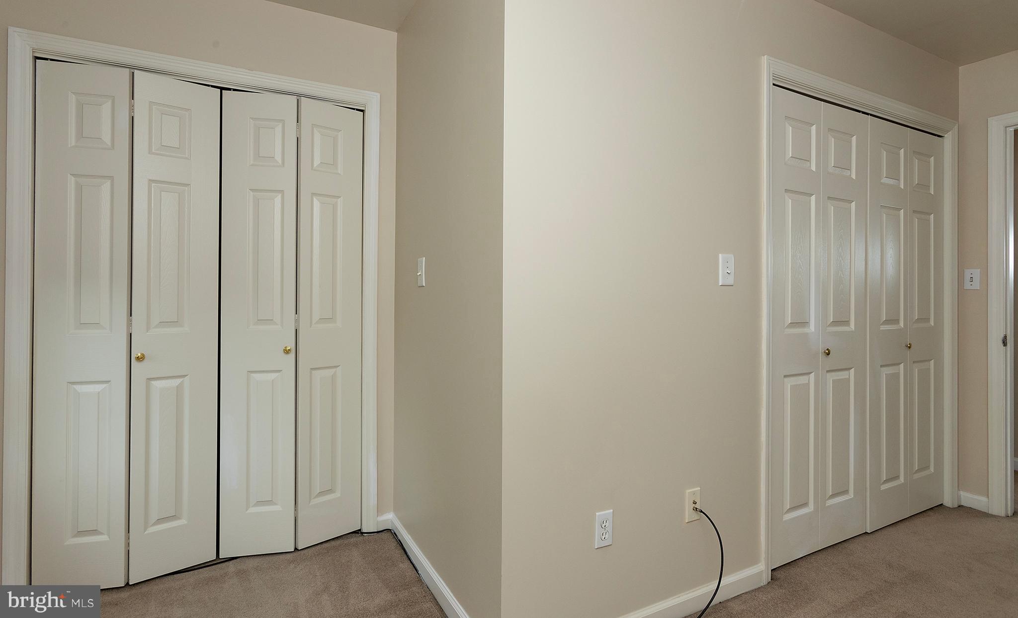 CHAMBERS KNOLL - Residential