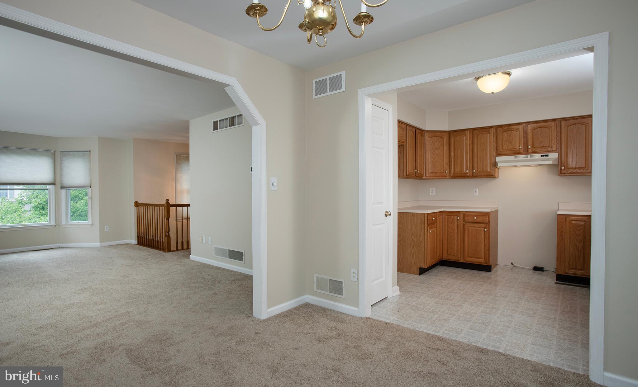 CHAMBERS KNOLL - Residential