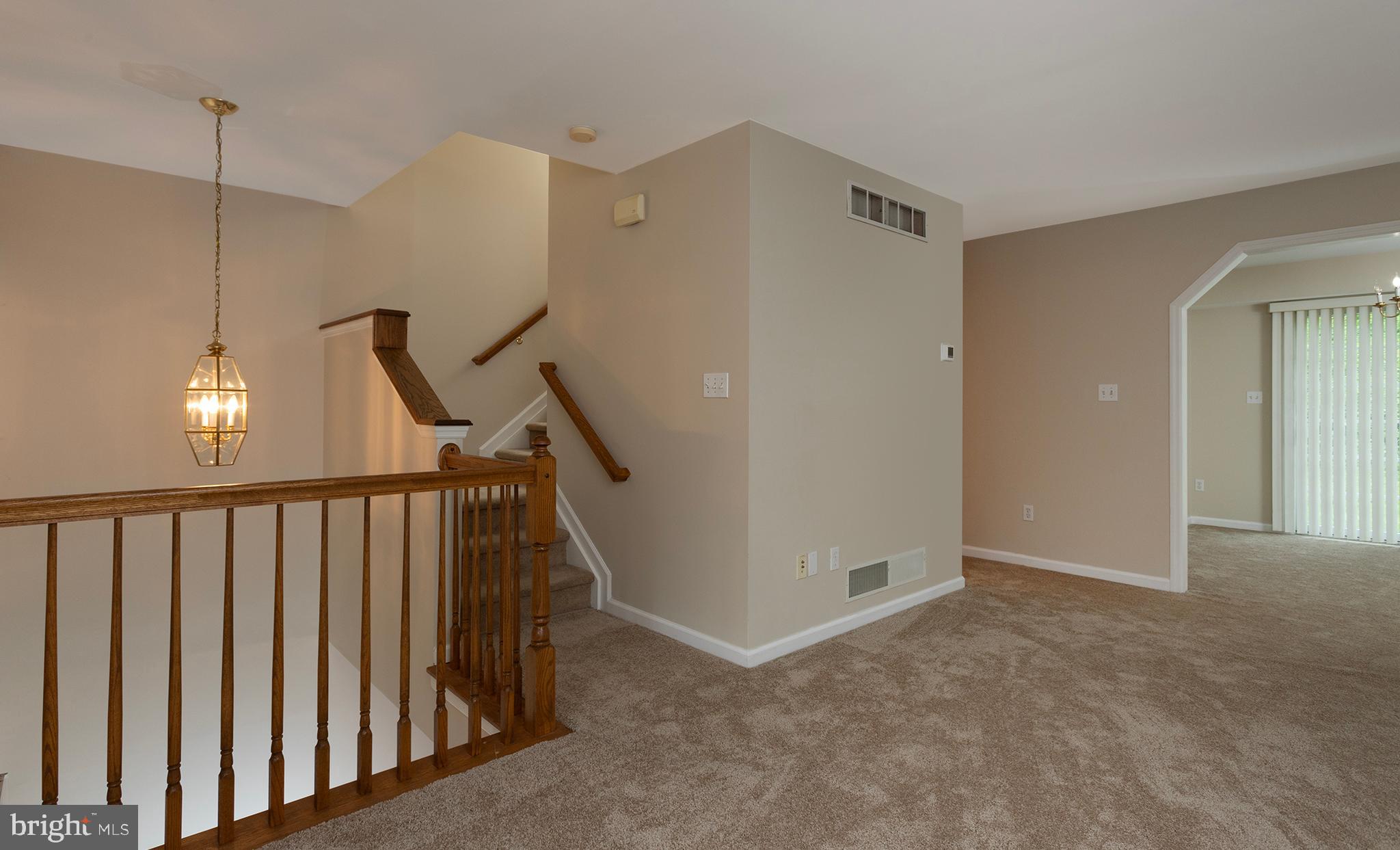 CHAMBERS KNOLL - Residential