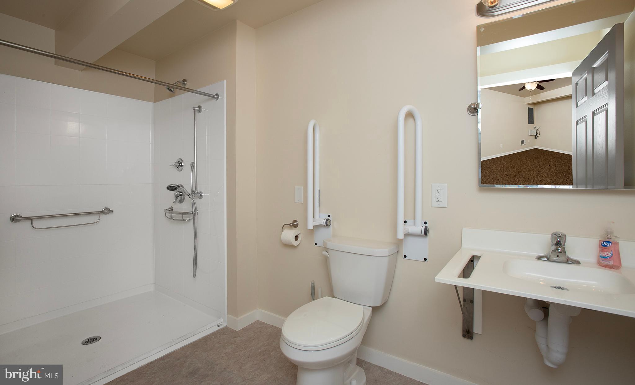 CHAMBERS KNOLL - Residential