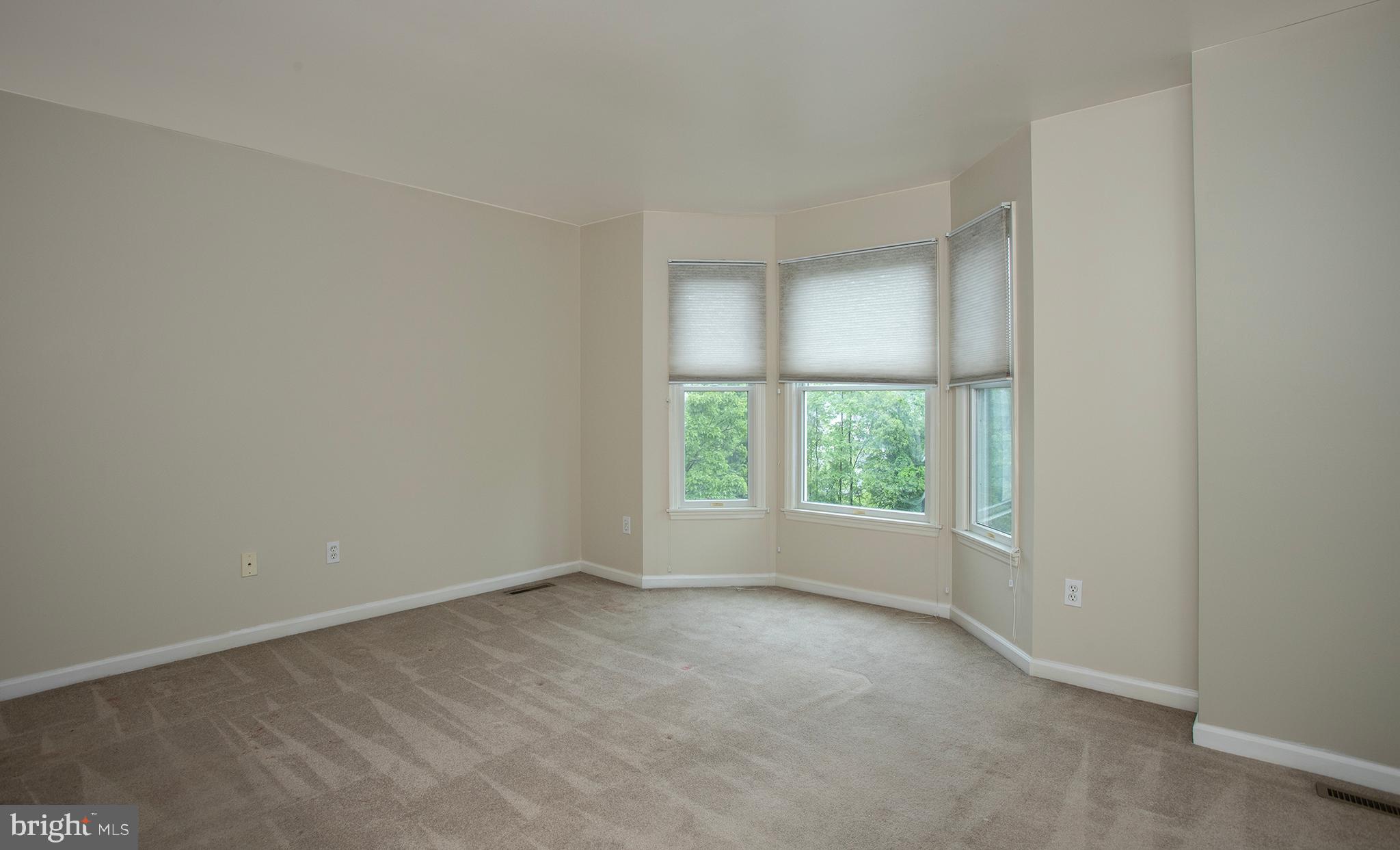 CHAMBERS KNOLL - Residential