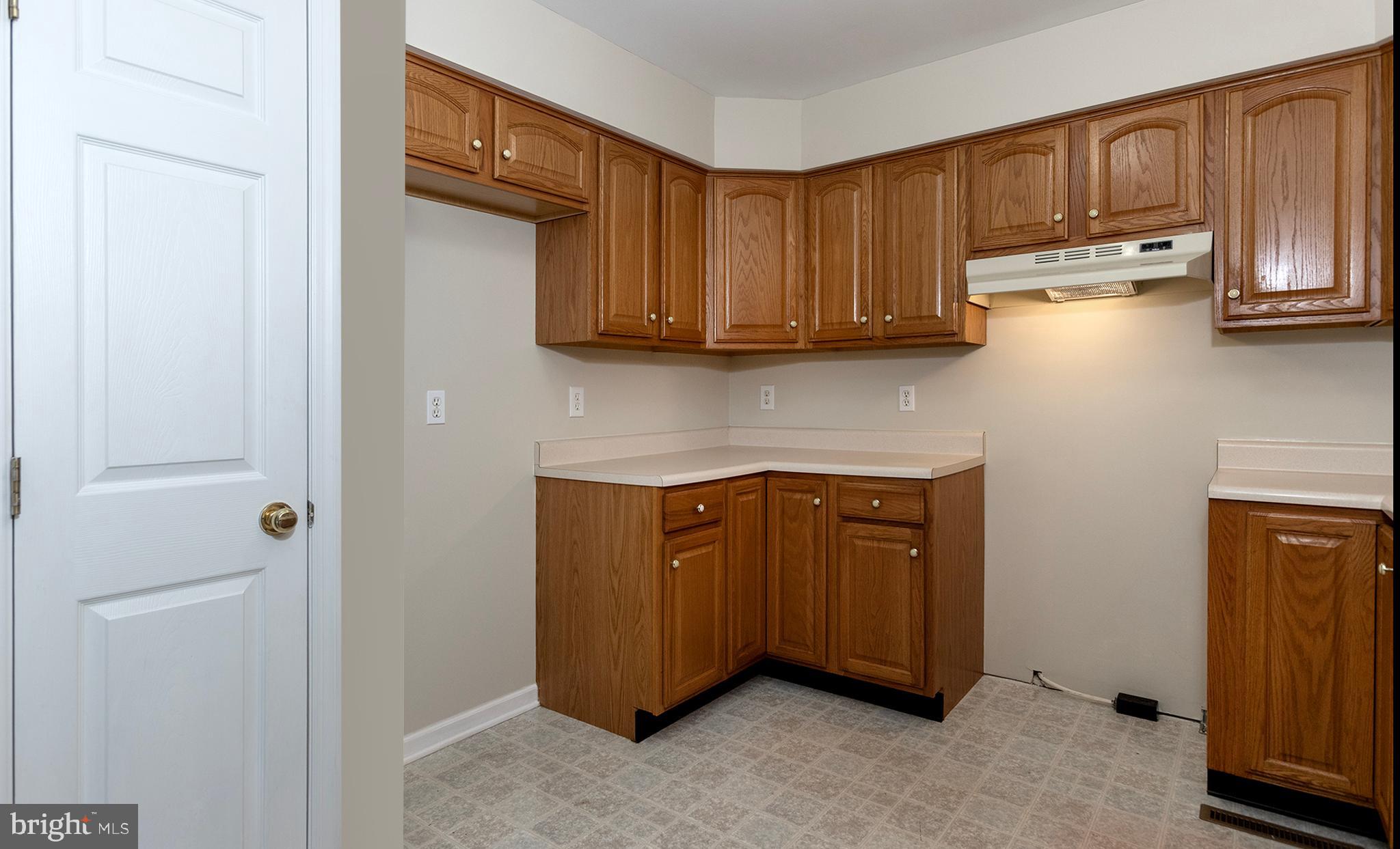 CHAMBERS KNOLL - Residential