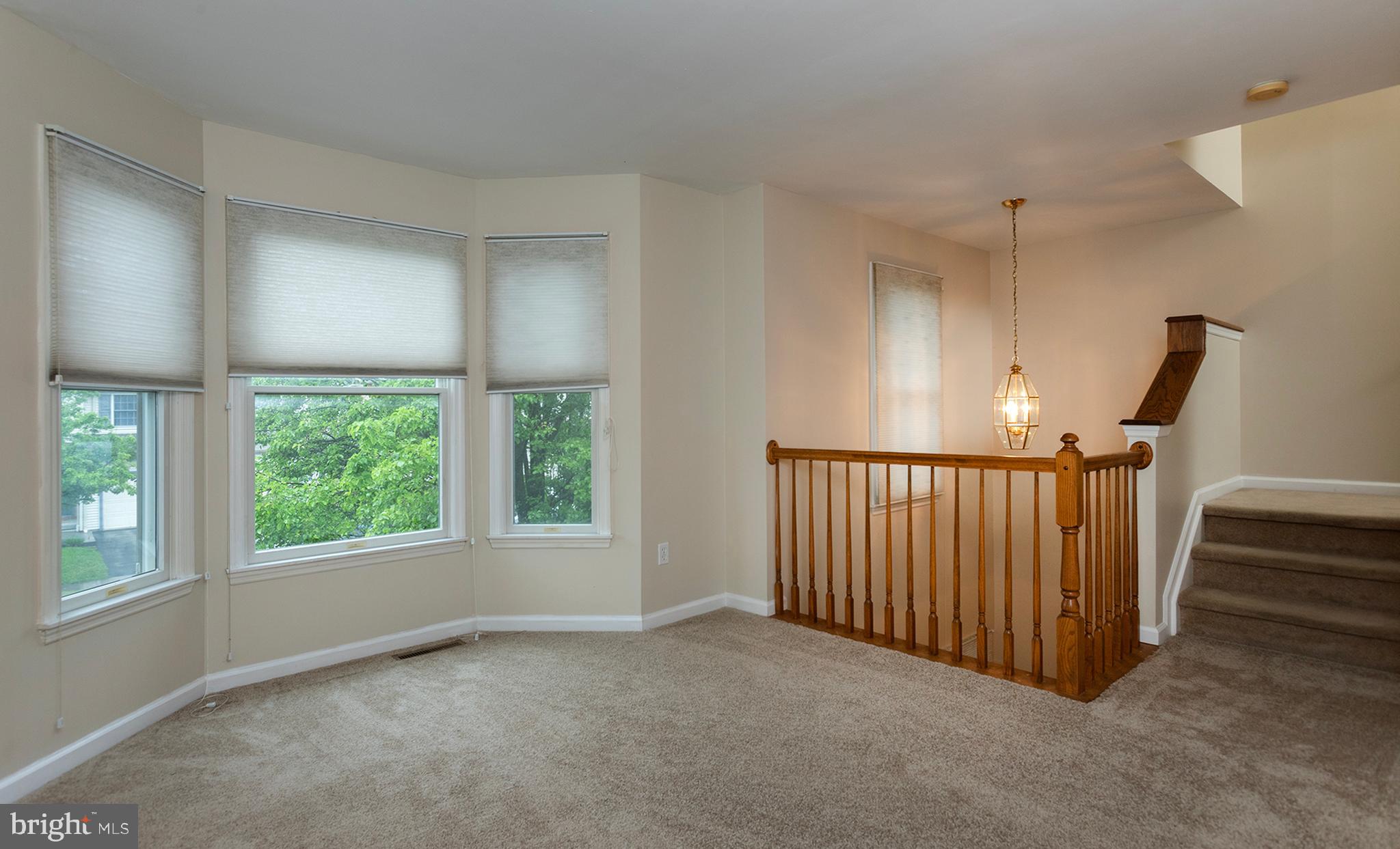 CHAMBERS KNOLL - Residential