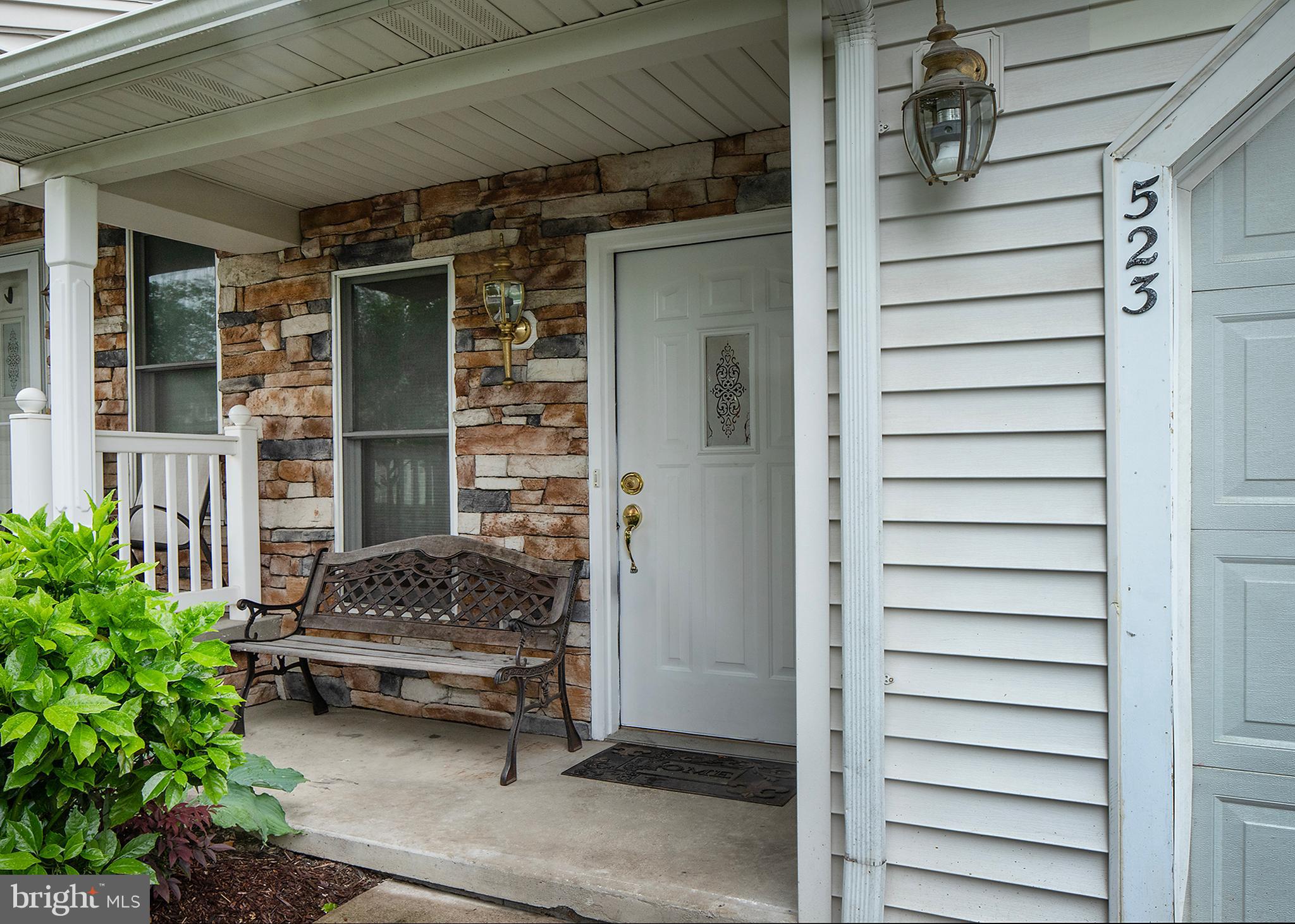 CHAMBERS KNOLL - Residential