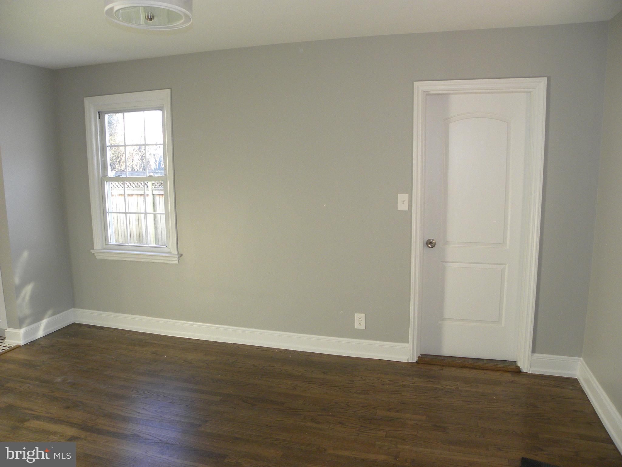 ROSEMONT PARK - Residential Lease