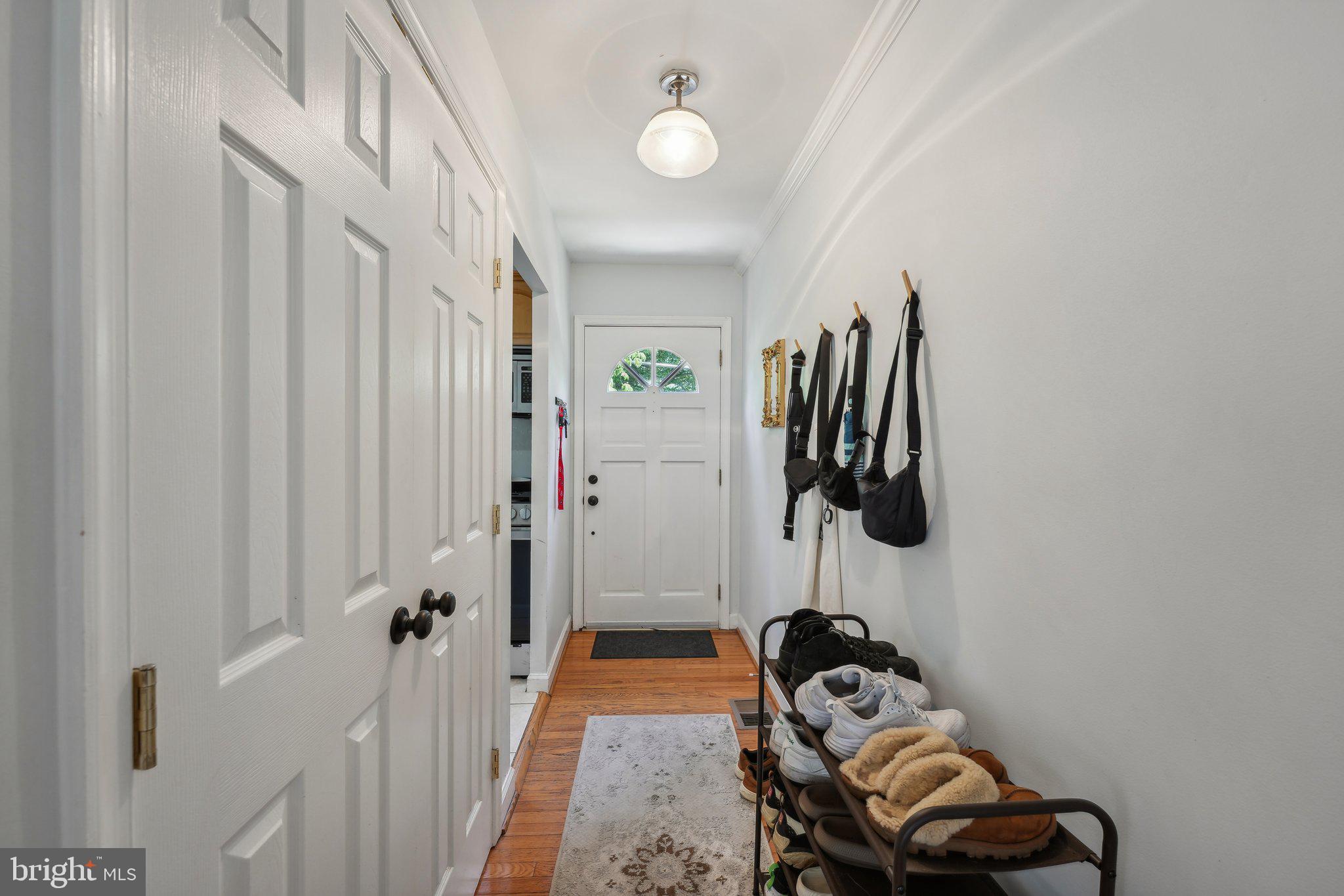 WARWICK VILLAGE - Residential Lease