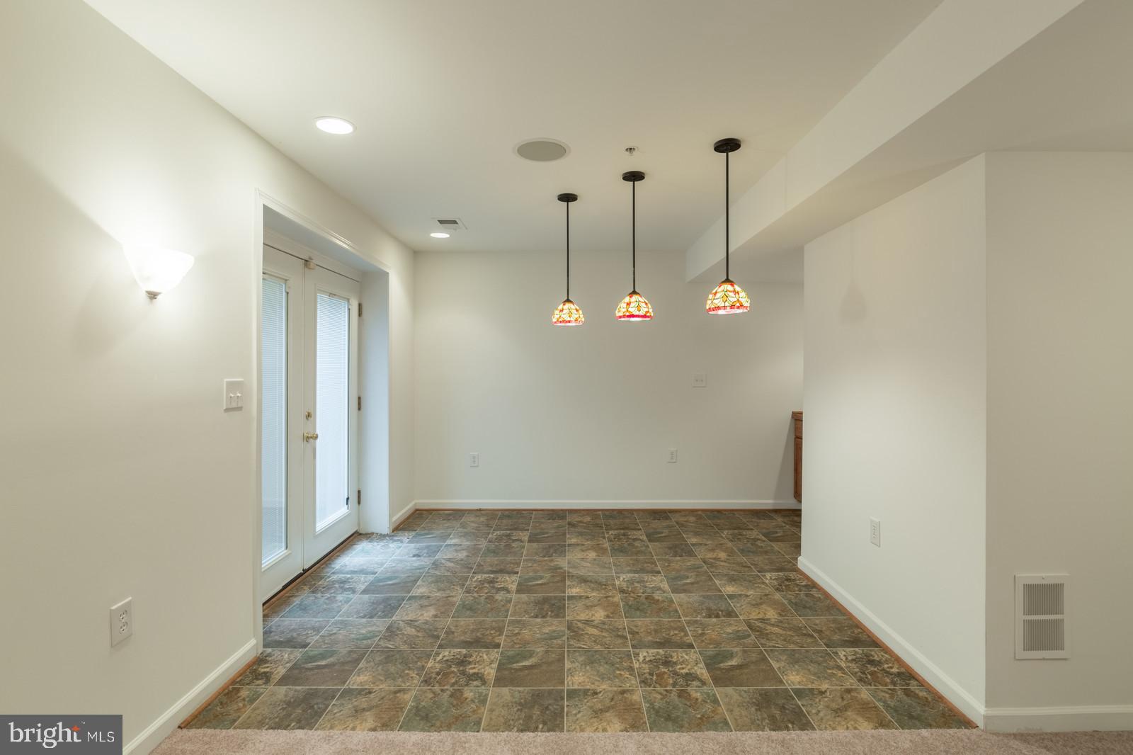 MELWOOD SPRINGS - Residential