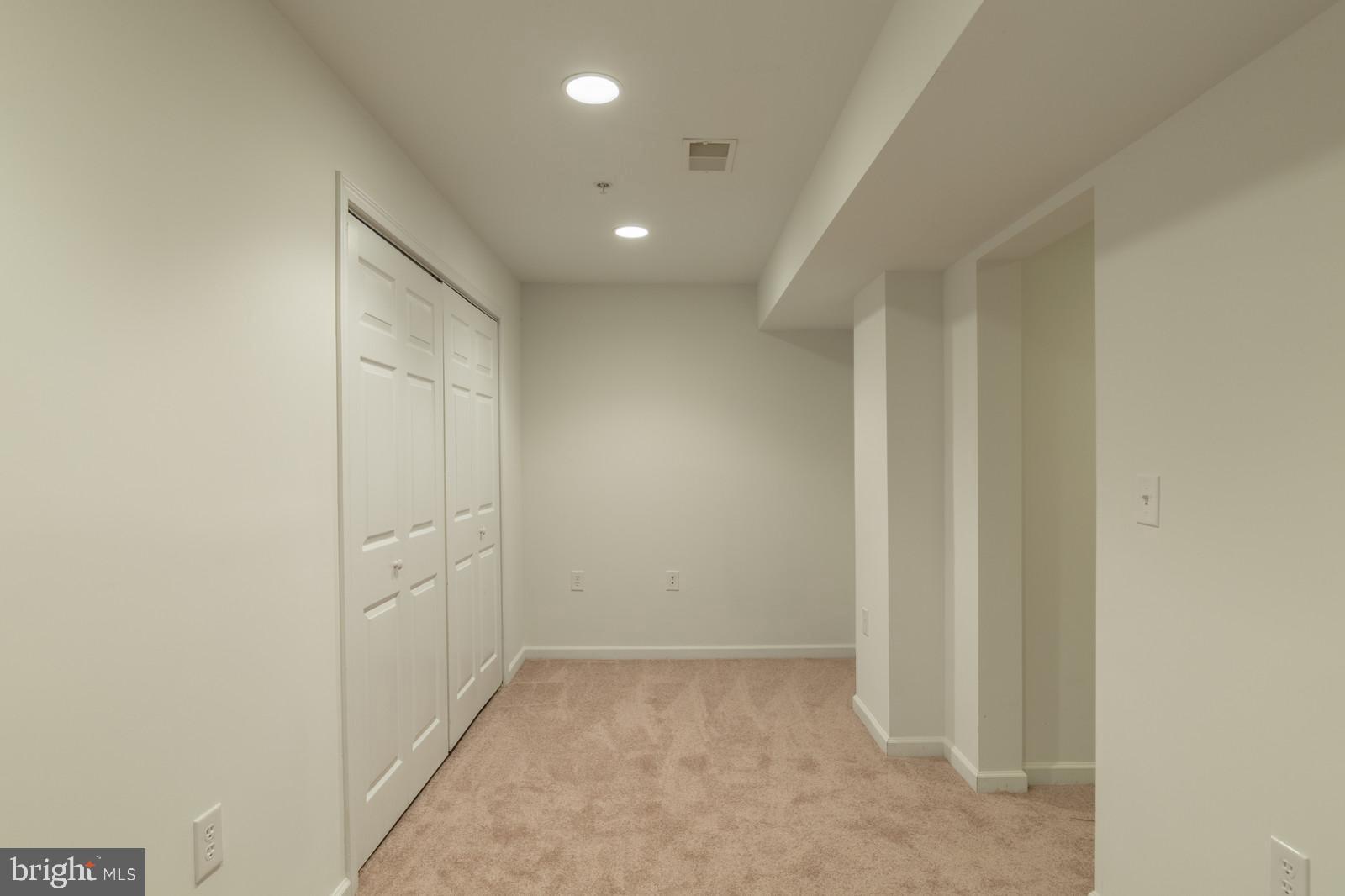 MELWOOD SPRINGS - Residential