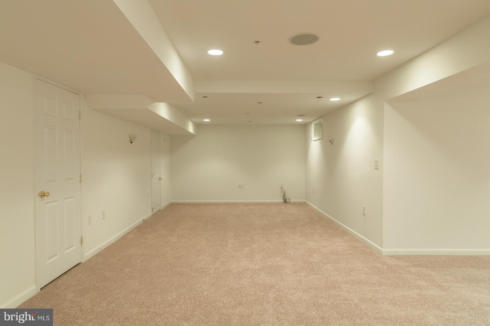 MELWOOD SPRINGS - Residential