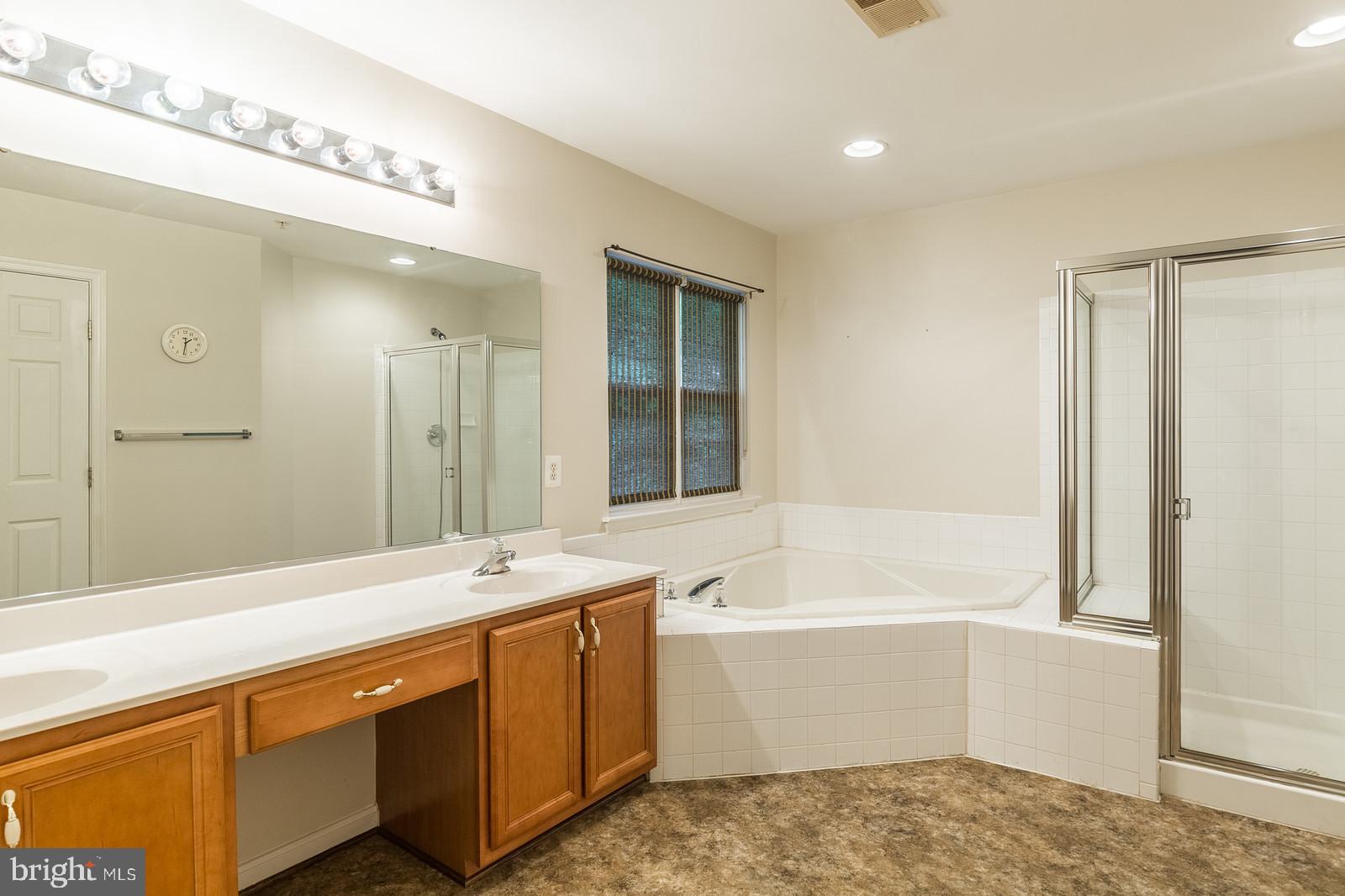 MELWOOD SPRINGS - Residential