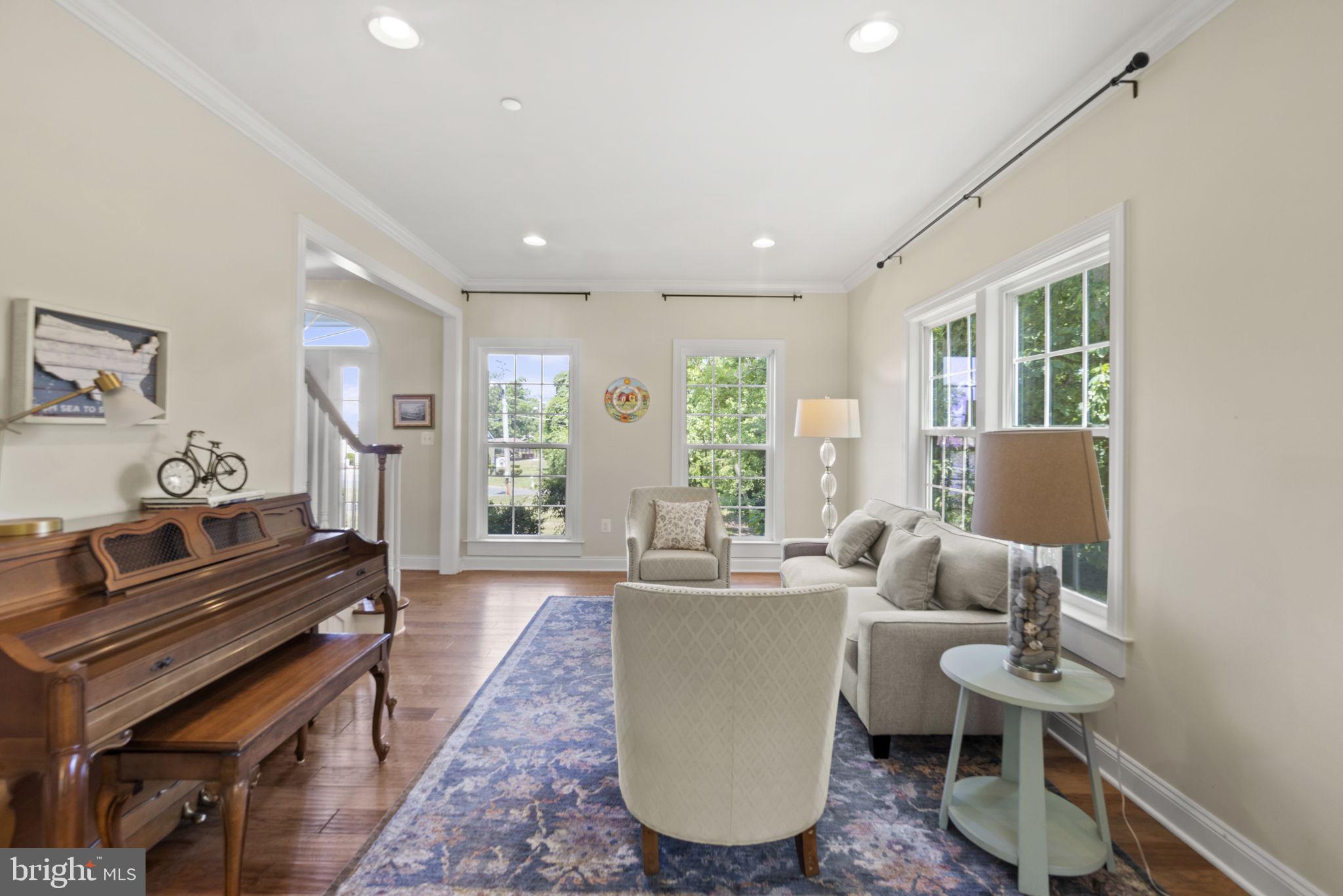 SHORE ACRES - Residential