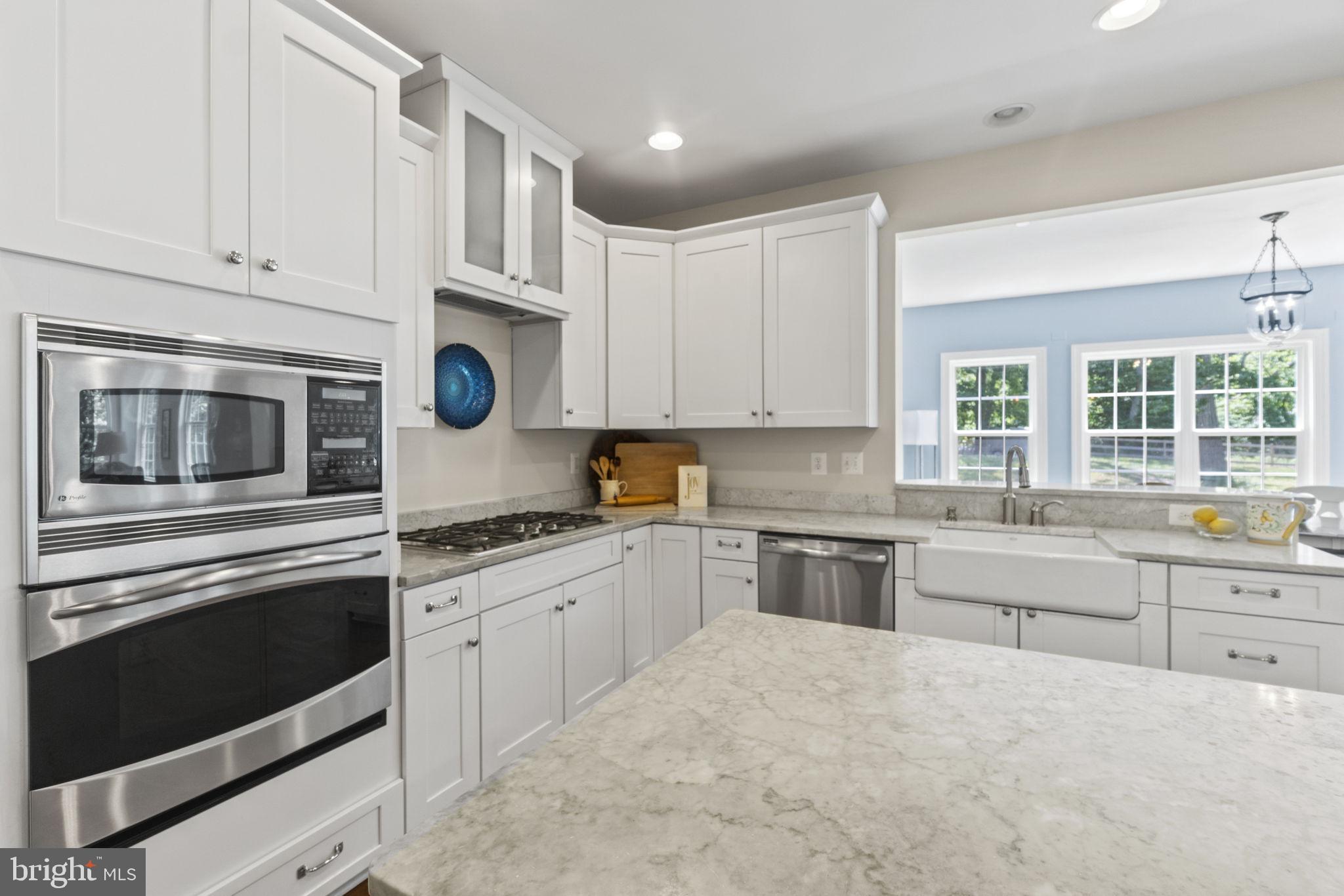 SHORE ACRES - Residential