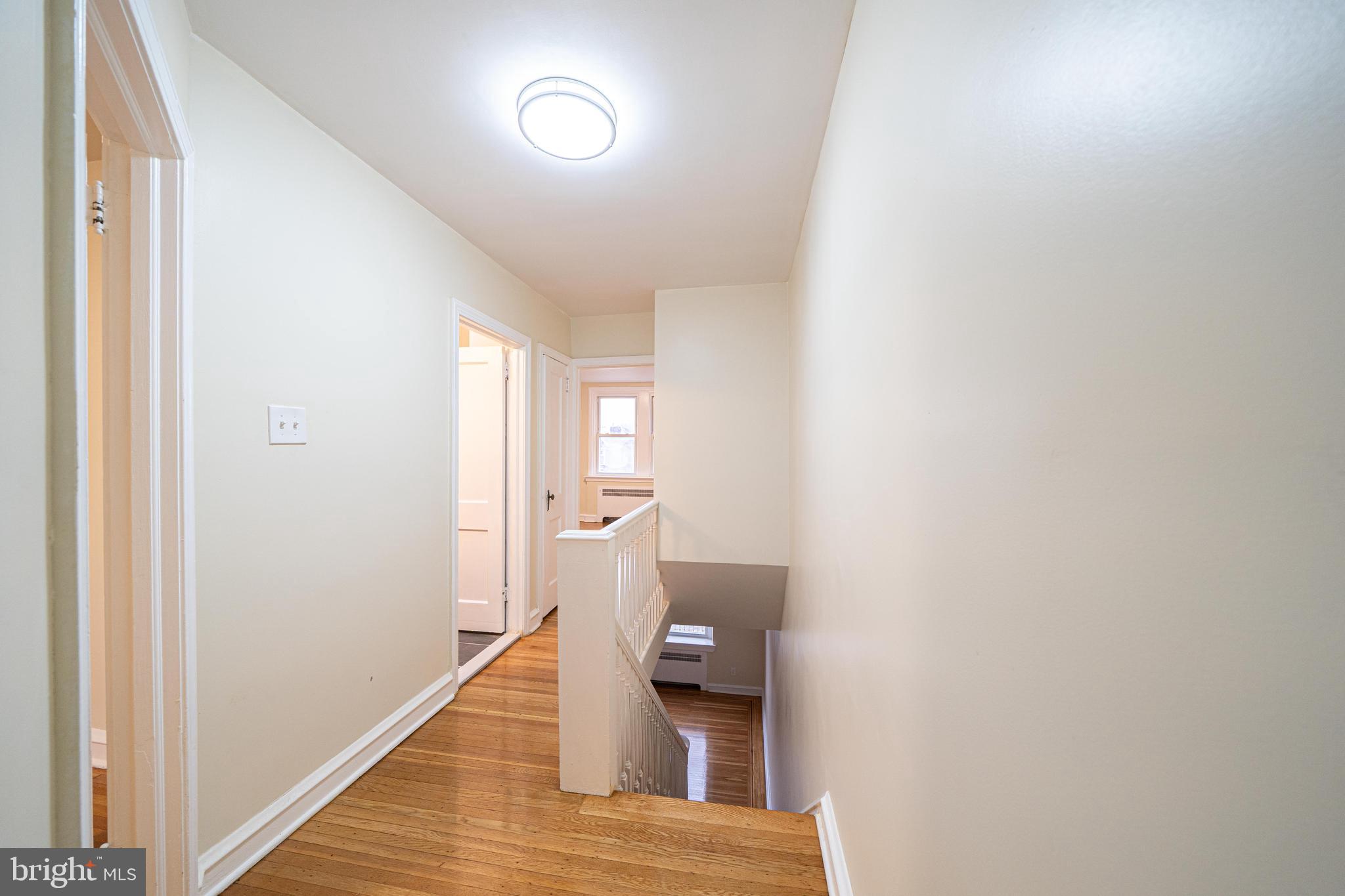 LAWNCREST - Residential