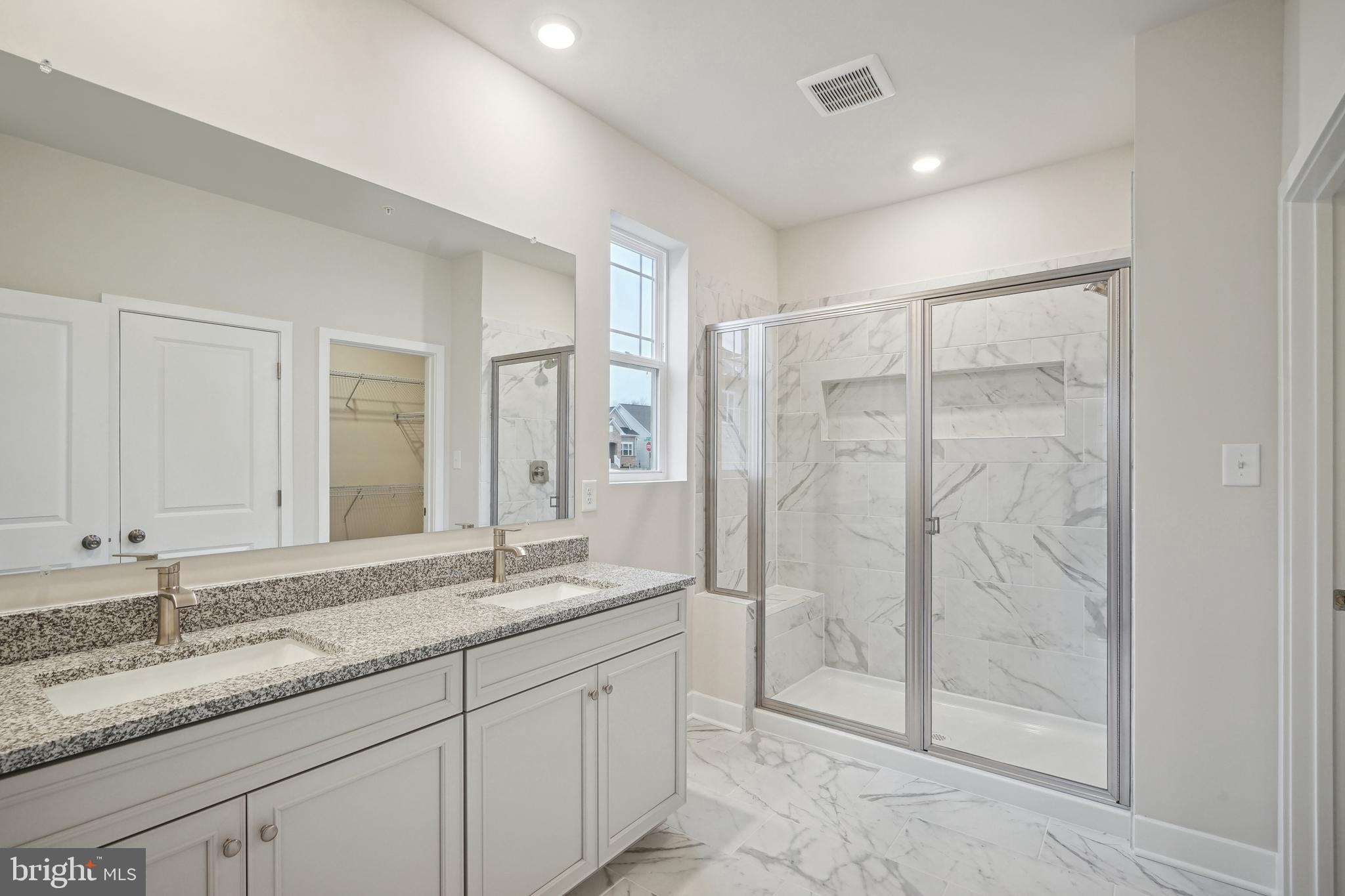 ST. CHARLES - Residential