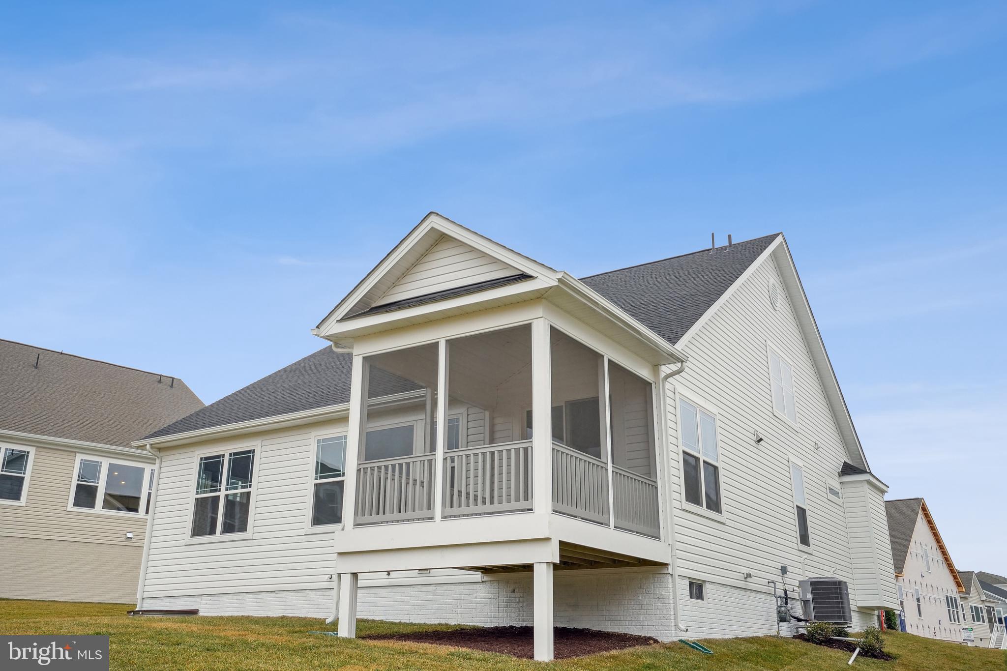 ST. CHARLES - Residential