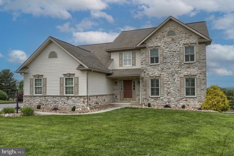 9 BECKLEYS CORNER LEBANON PA 17042