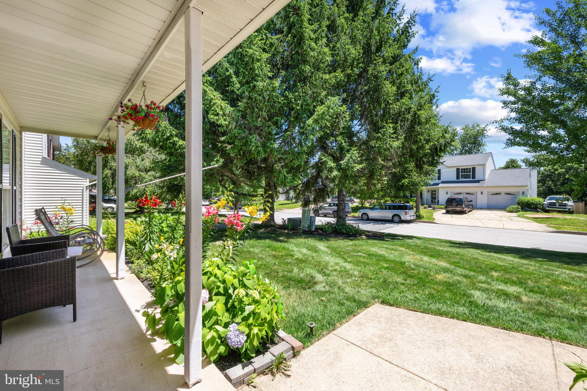 718 SPOTTERS COURT