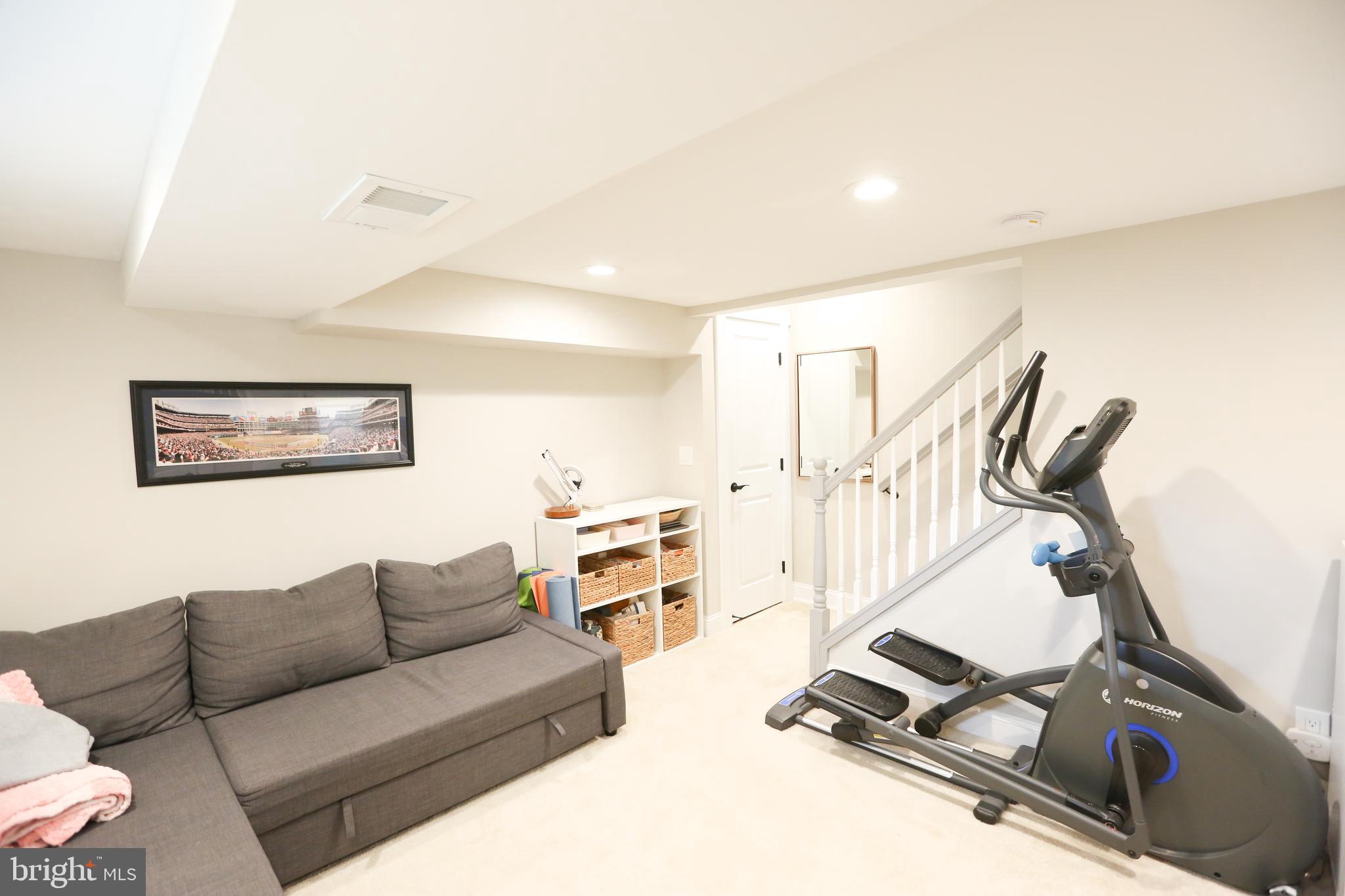 WAKEFIELD - Residential