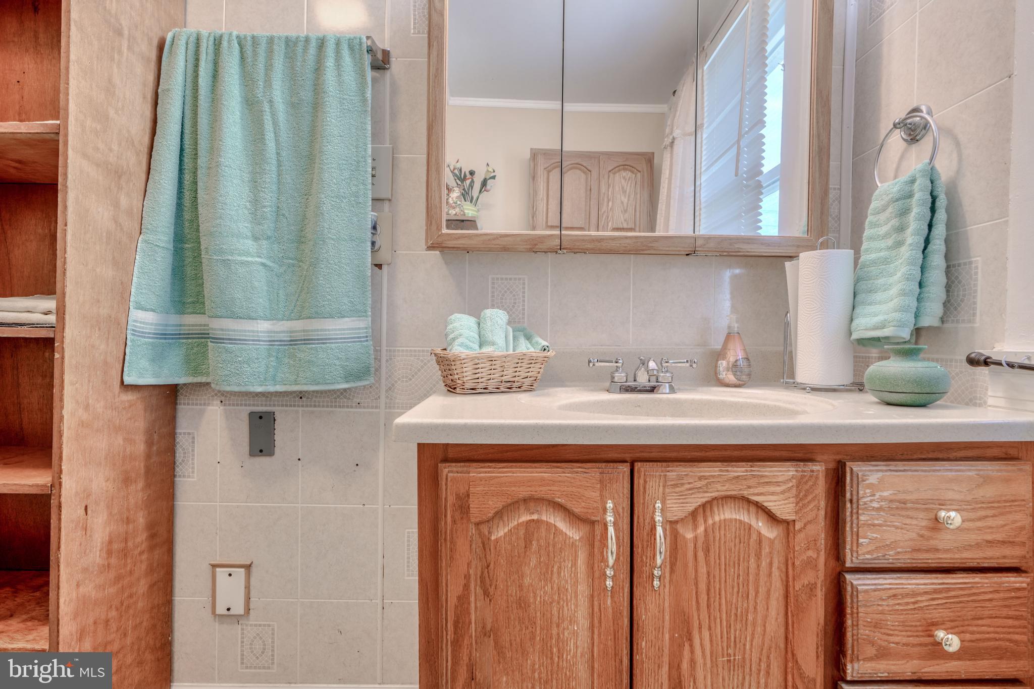 GRAY MANOR - Residential