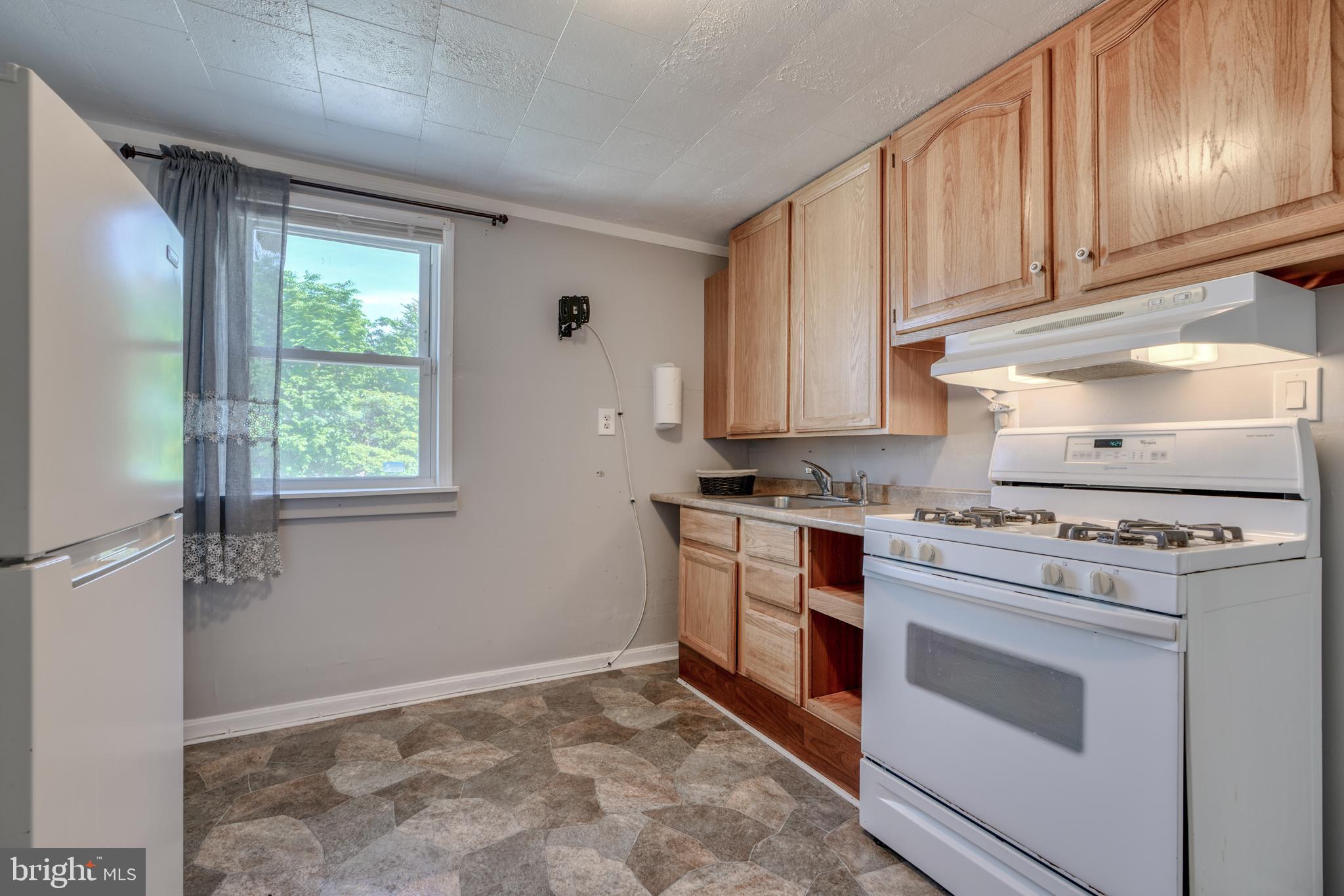 GRAY MANOR - Residential