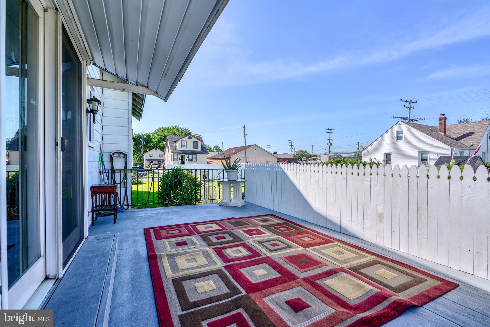 GRAY MANOR - Residential